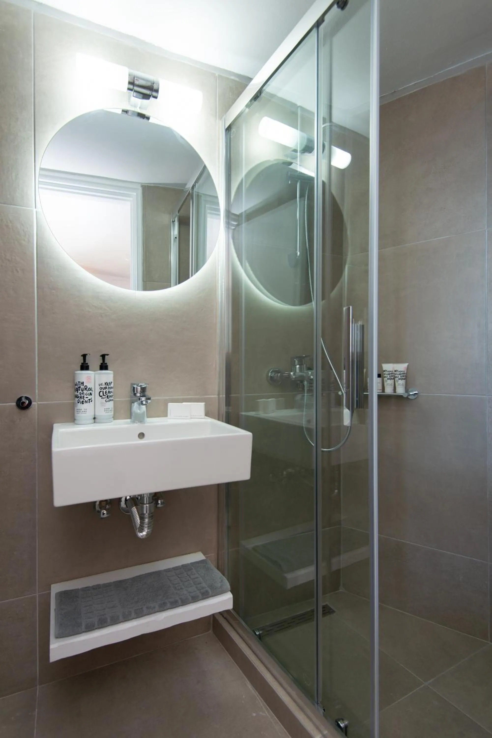 Bathroom in Windmill Bella Vista