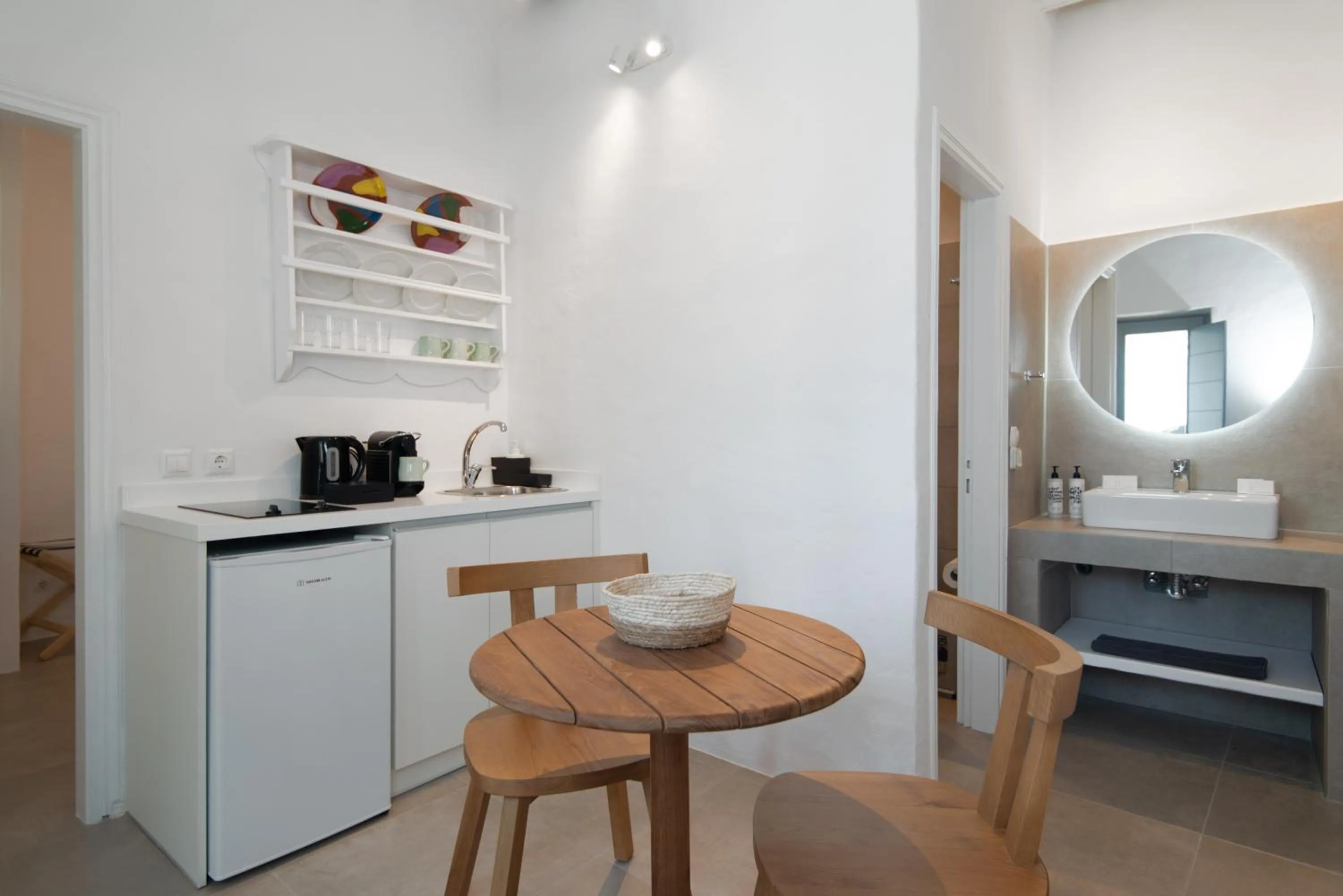 Kitchen or kitchenette in Windmill Bella Vista