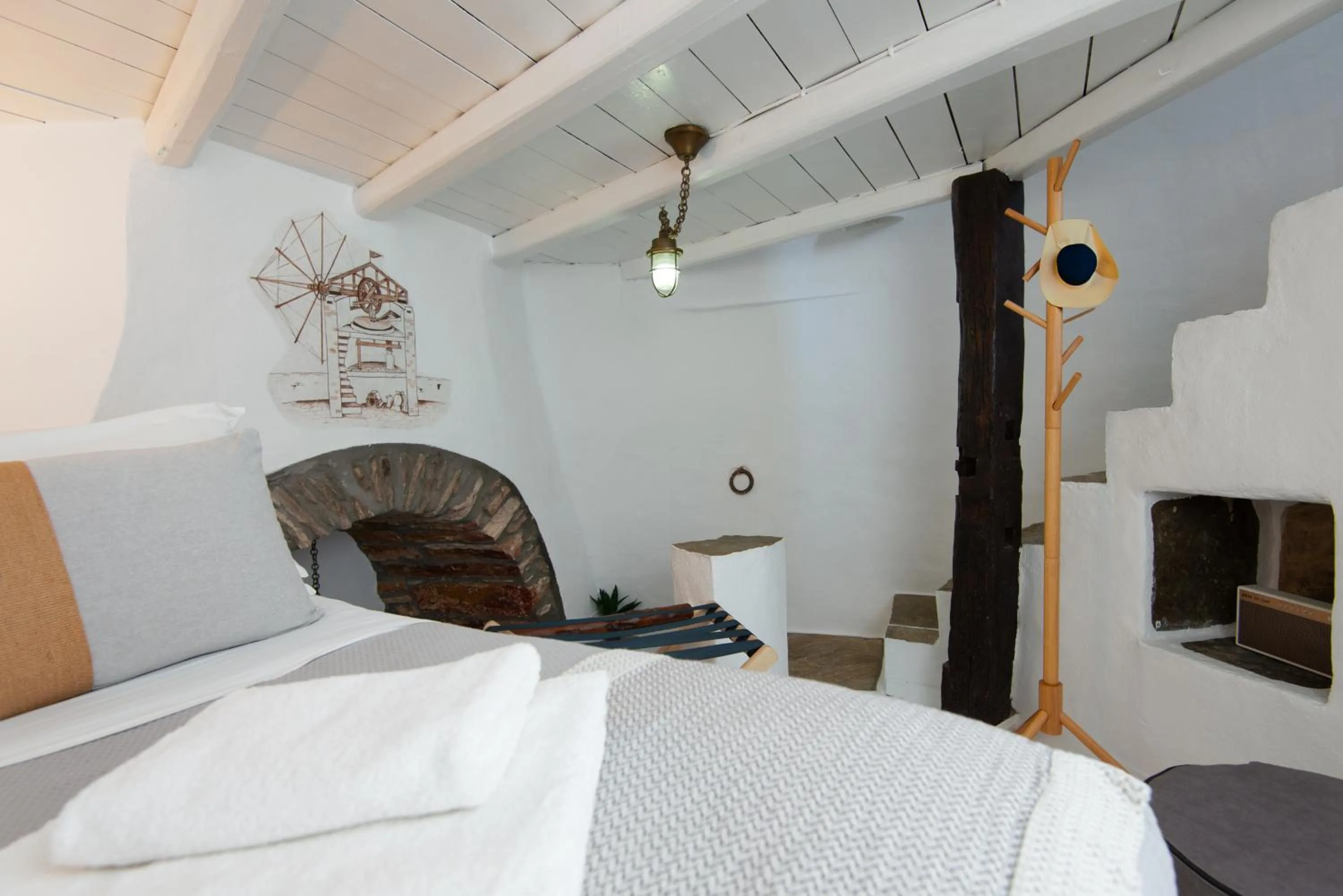 Bedroom, Bed in Windmill Bella Vista