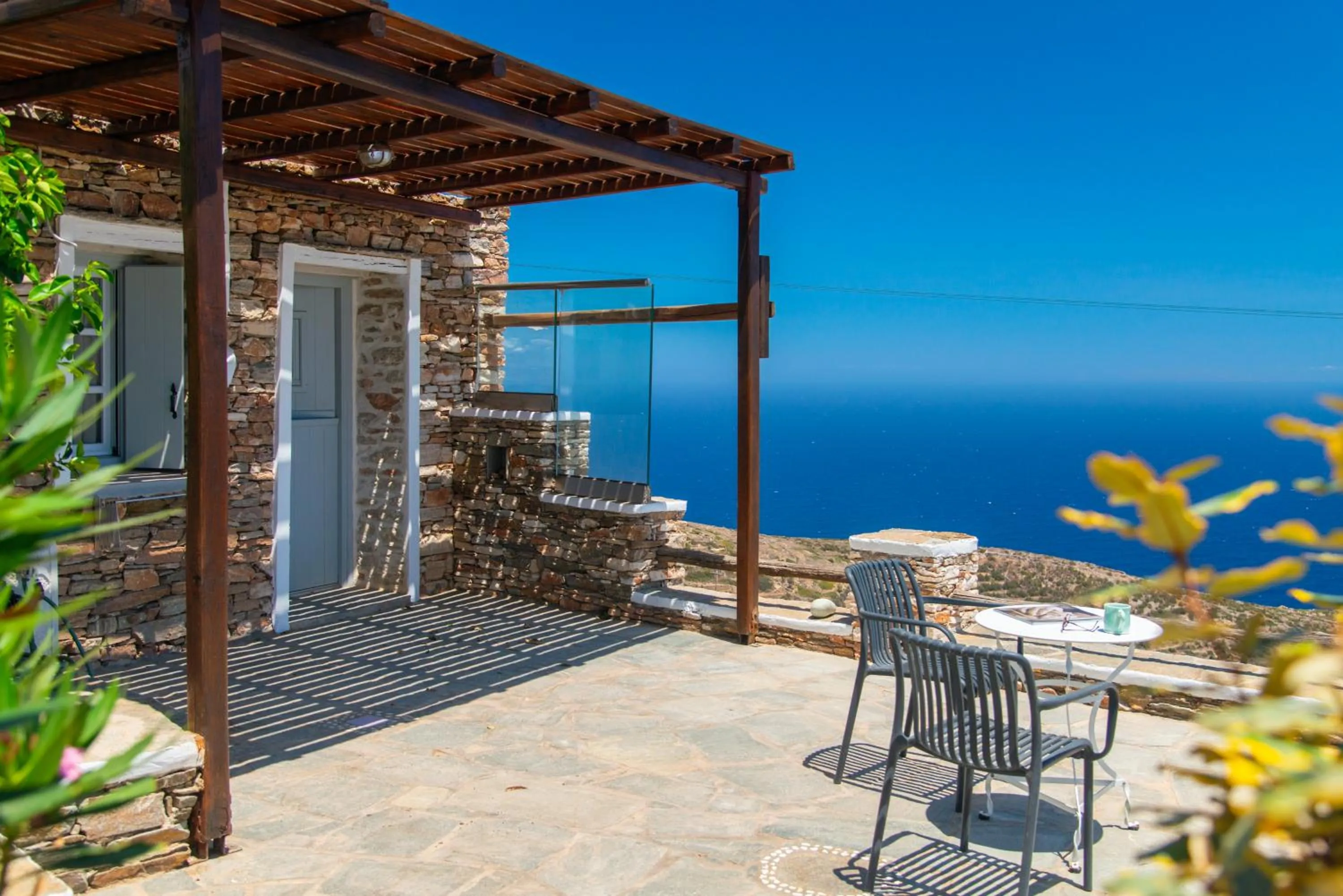 Property building in Windmill Bella Vista