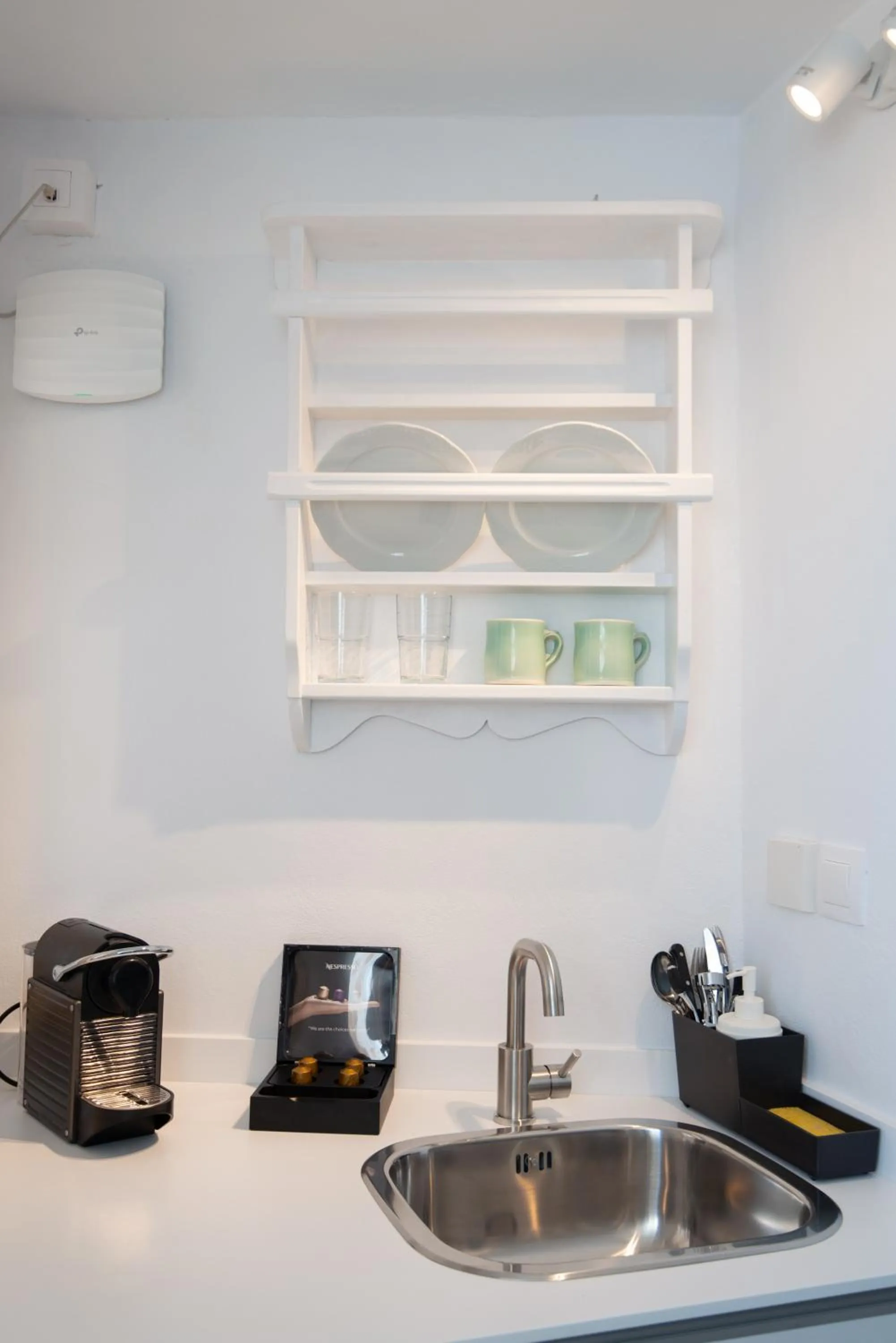 Kitchen or kitchenette in Windmill Bella Vista