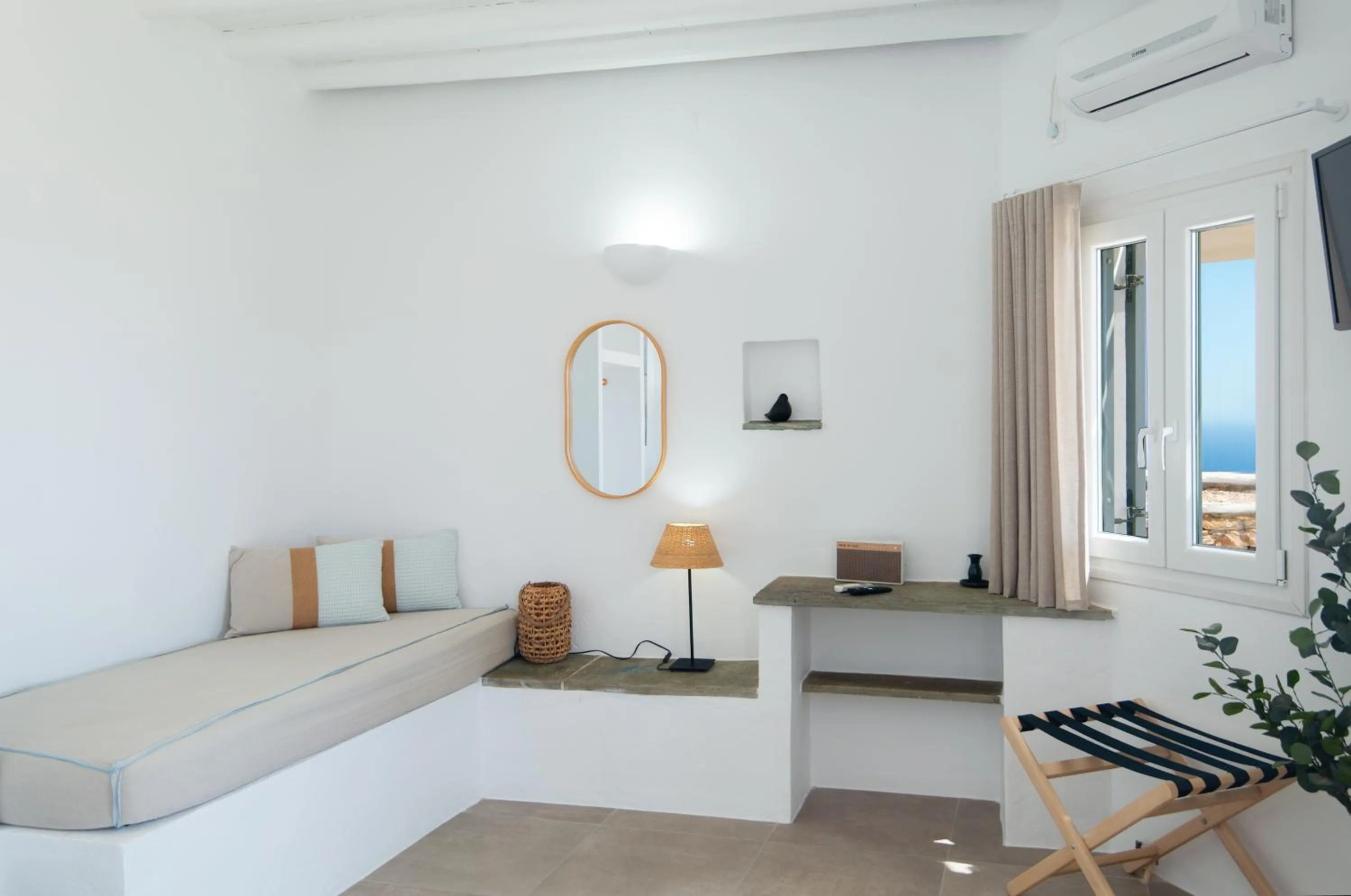 Bed in Windmill Bella Vista