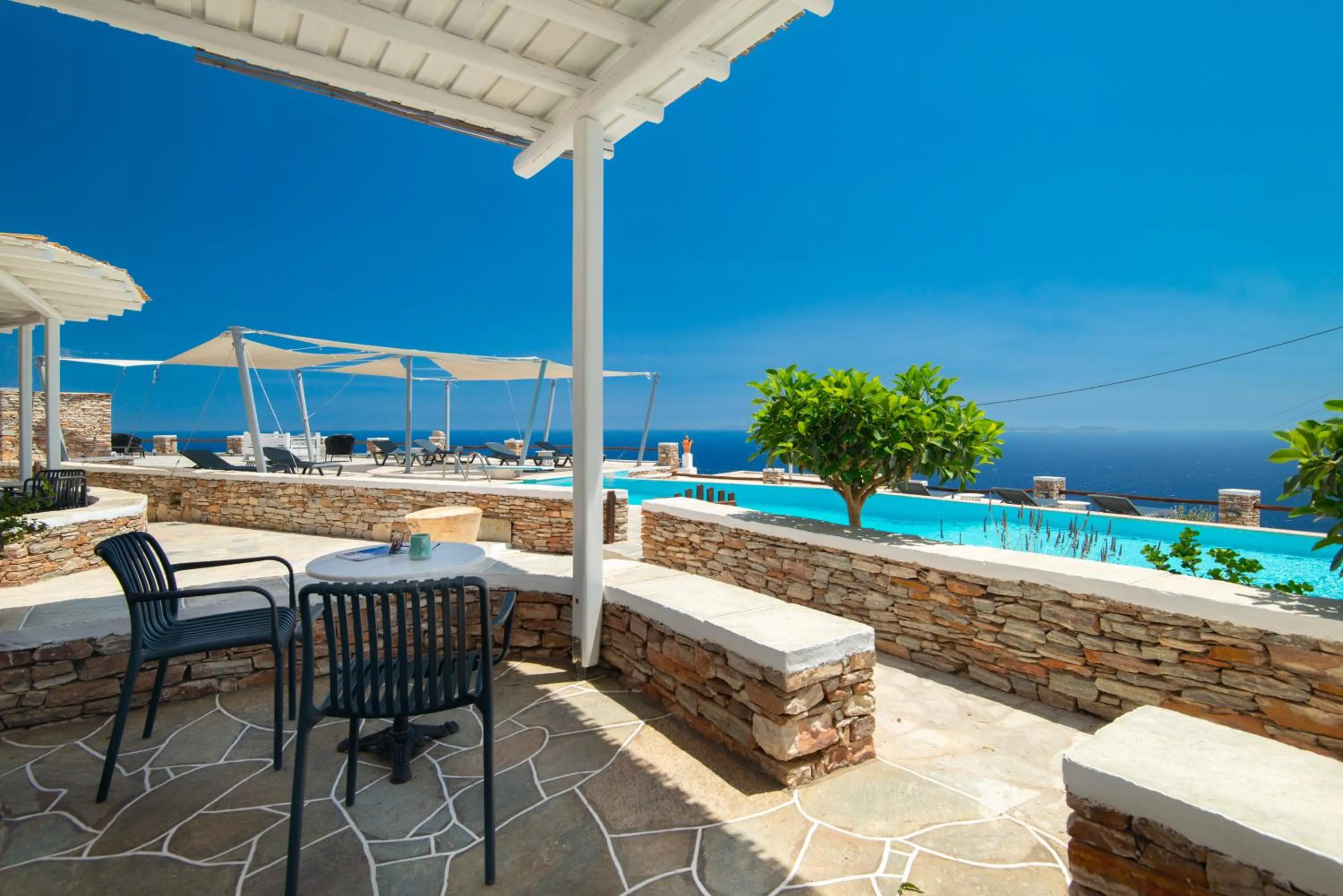 Day in Windmill Bella Vista