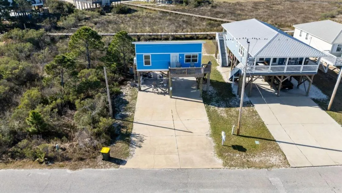 Property building in La Casita Azul by Youngs Suncoast