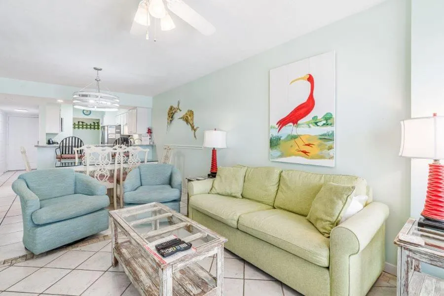 Boardwalk 386 by Youngs Suncoast