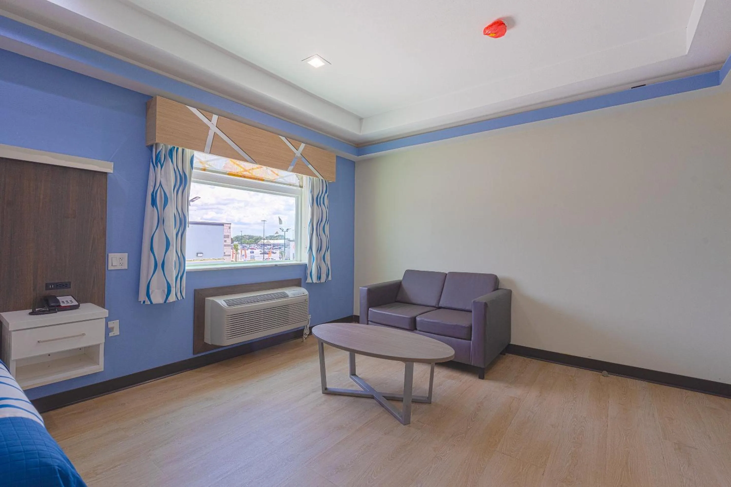 Bedroom in La Vyoma Villas, Westpark Hwy 6