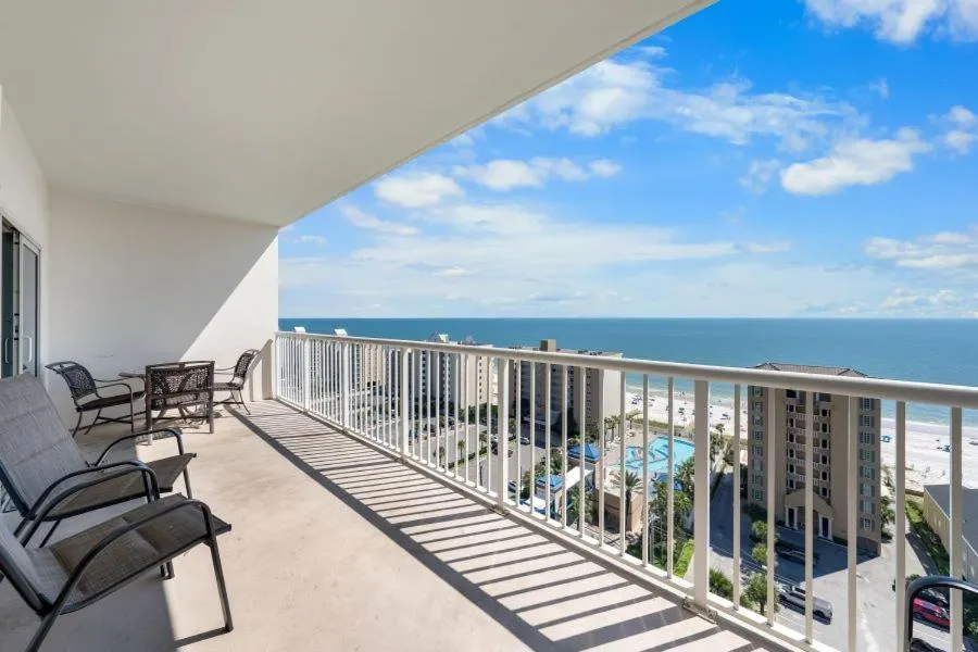 Crystal Tower 1308 by Youngs Suncoast