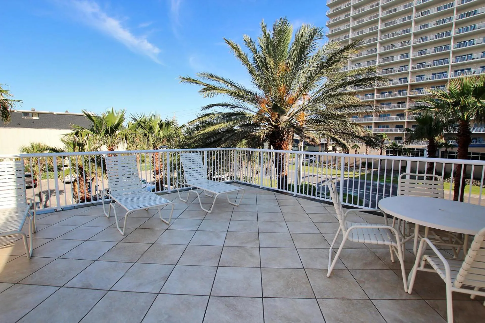 Crystal Tower 1308 by Youngs Suncoast