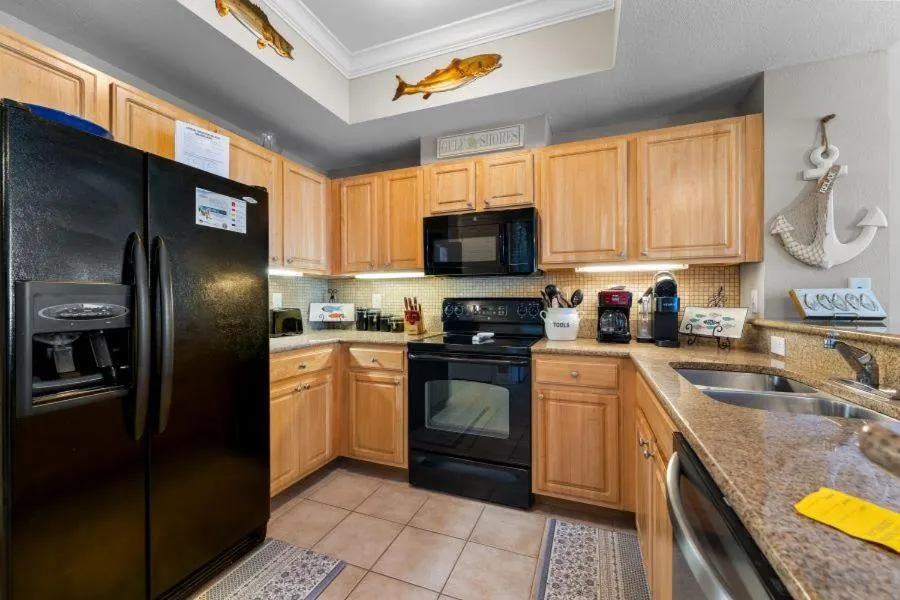 Crystal Tower 1308 by Youngs Suncoast