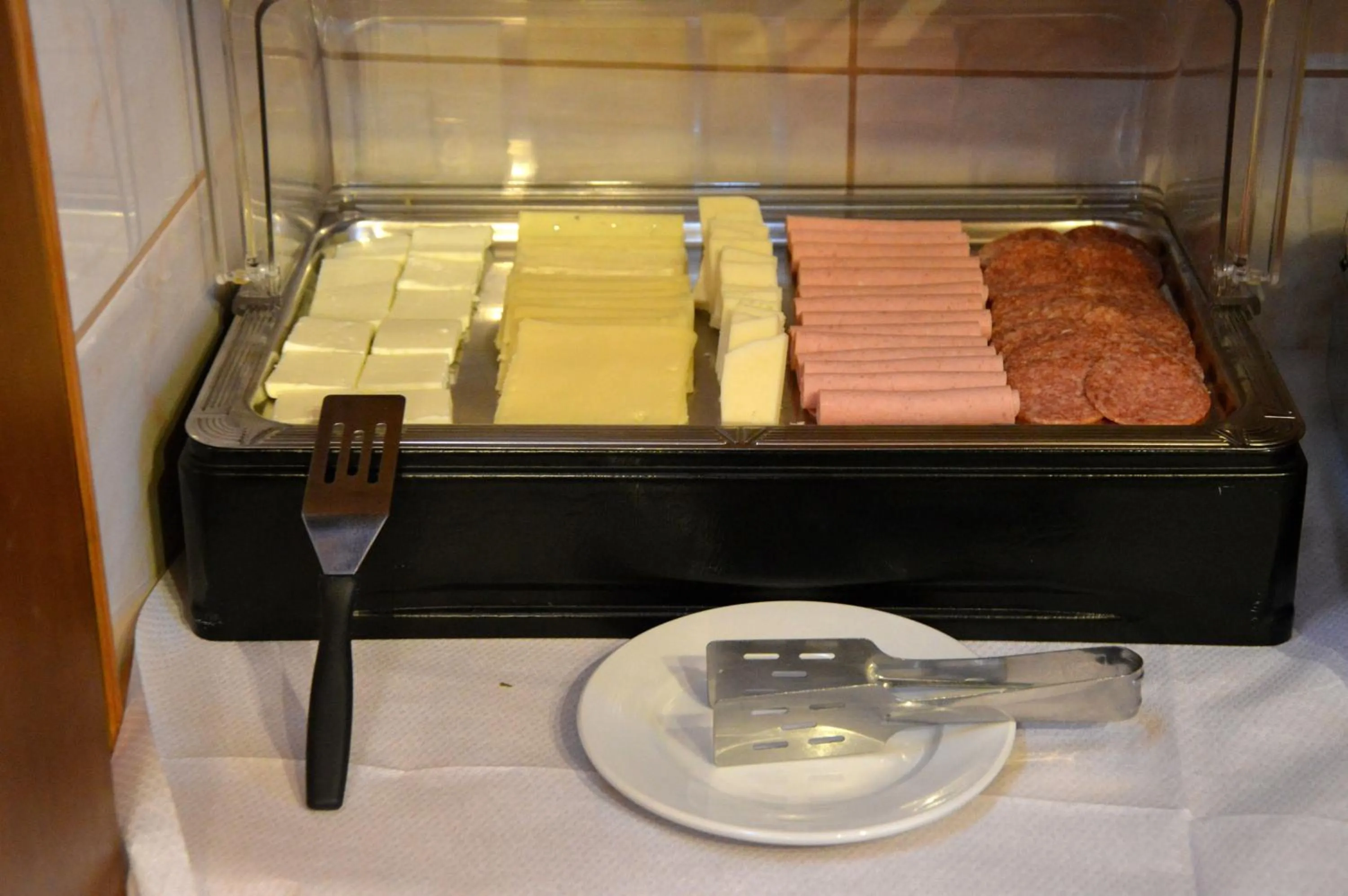 Breakfast in Hotel Adonis