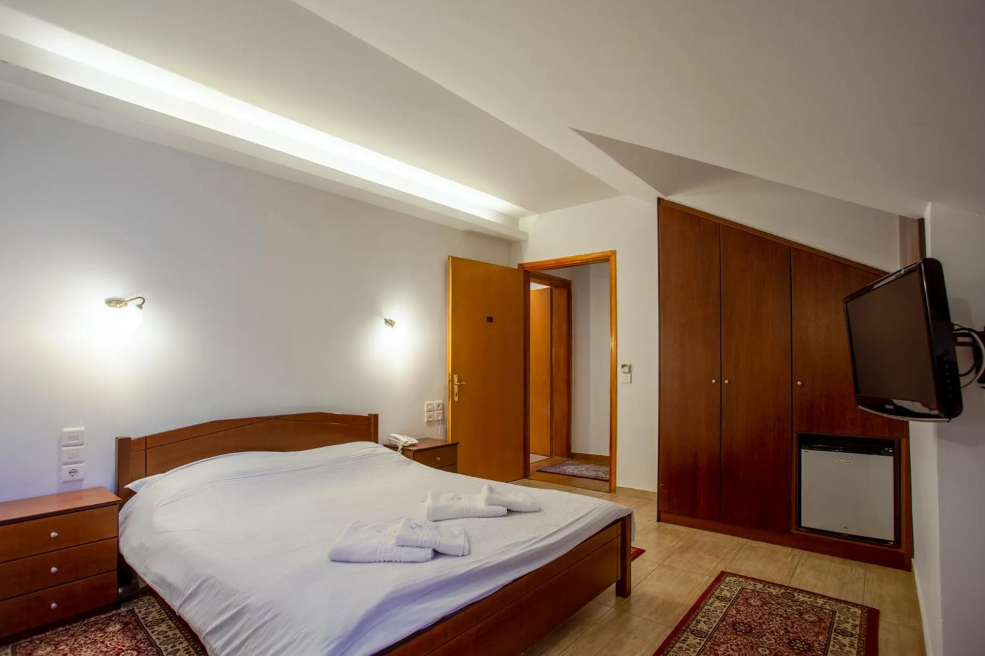 Bedroom, Bed in Hotel Adonis