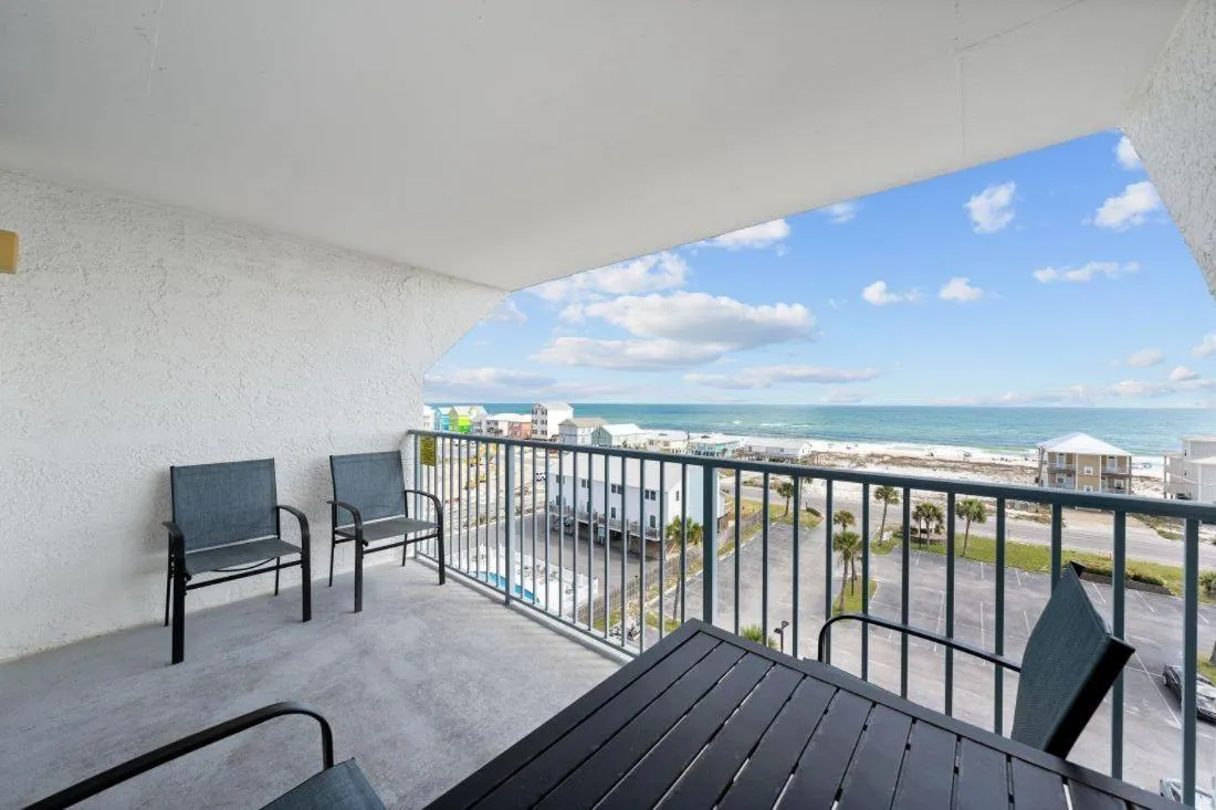 Gulf Shores Surf & Racquet 715A