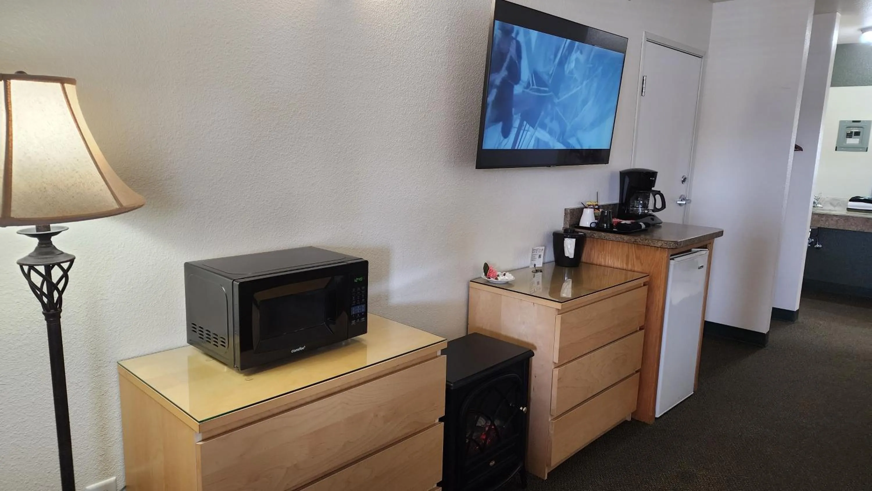 TV and multimedia in Antlers Inn