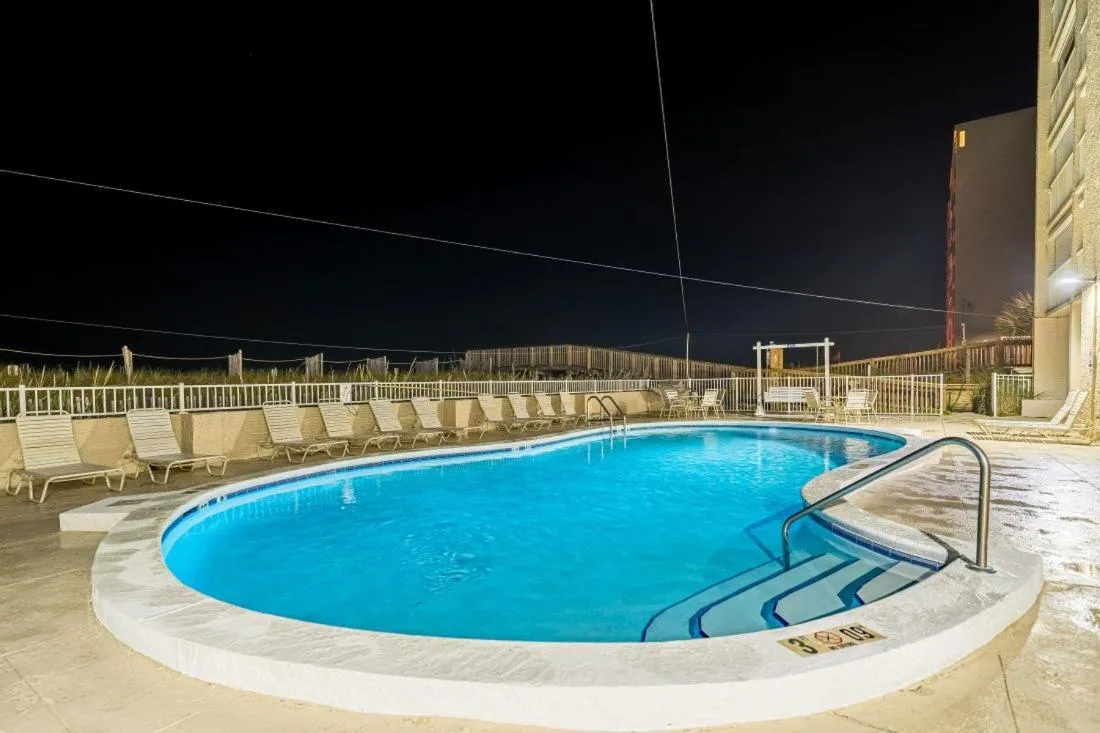 Edgewater 52 by Youngs Suncoast