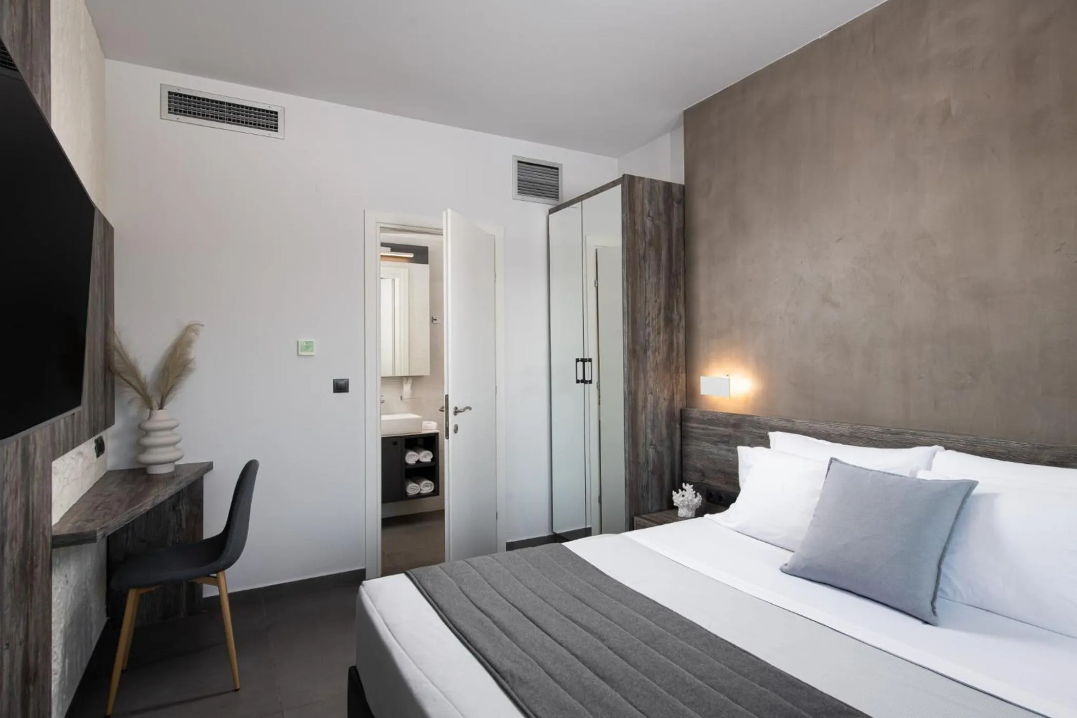 Bed in Horizon Dream Villas