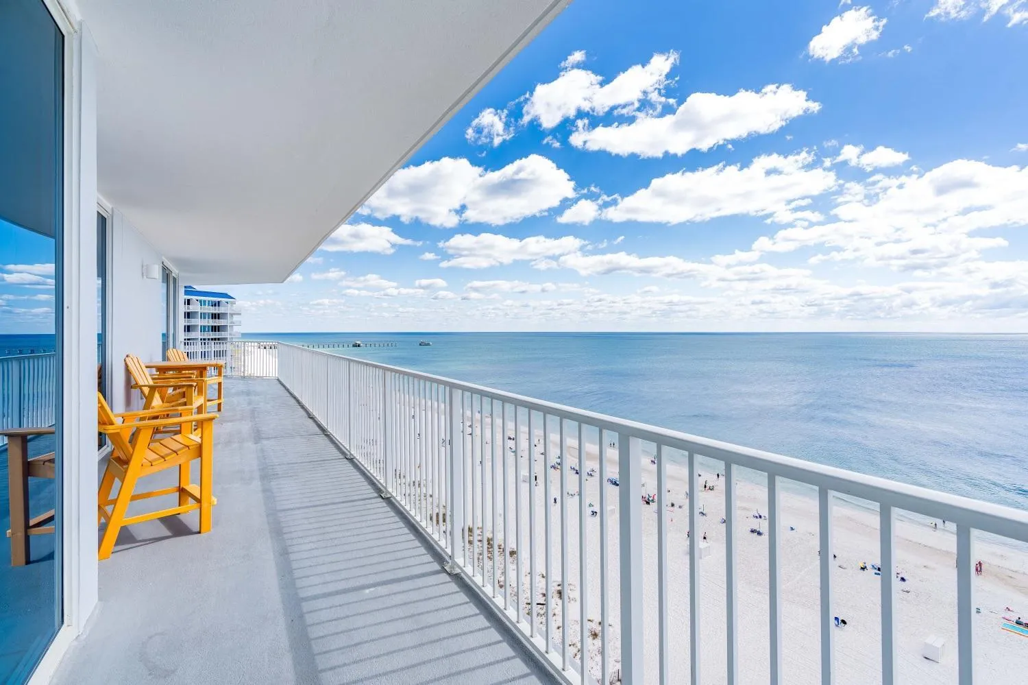 Lighthouse 1118 by Youngs Suncoast