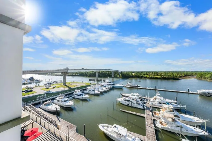 Wharf 521 by Youngs Suncoast