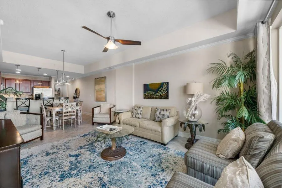 Wharf 521 by Youngs Suncoast