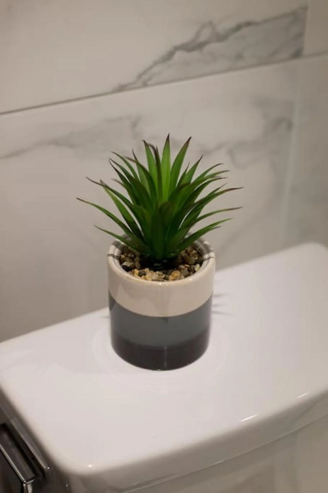 Palms Little Italy Studio with full bathroom by Denstays