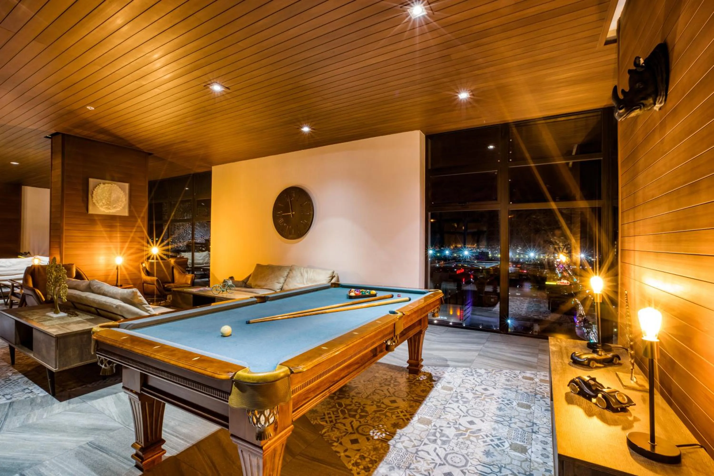 Billiard in ULIV Revolución Tijuana