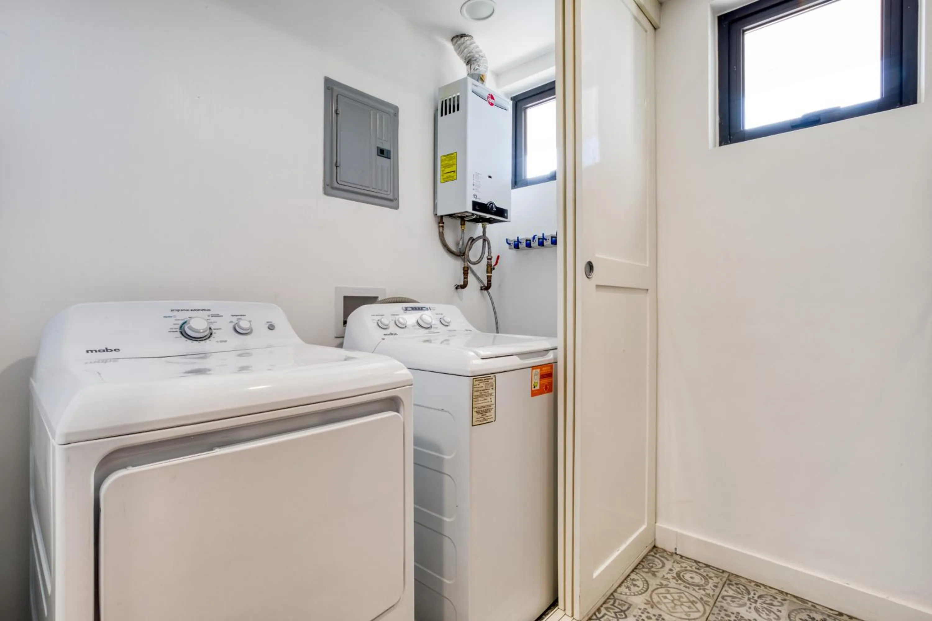 laundry in ULIV Revolución Tijuana