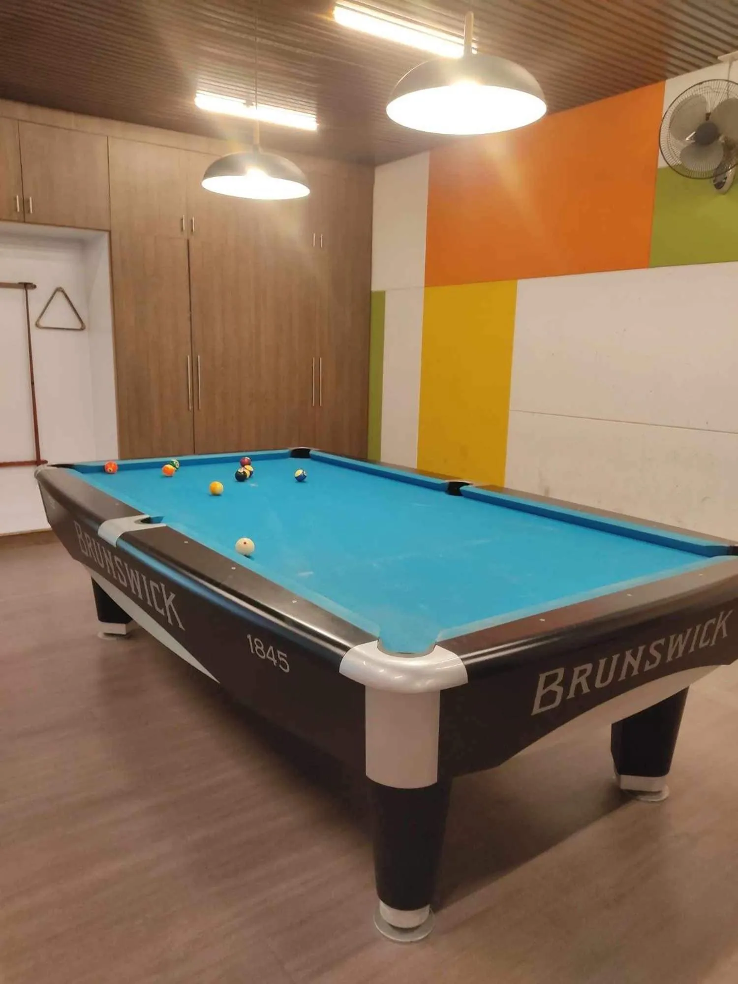 Lancris Residences 2 Bedroom Entire Apartment near Airport with Pool