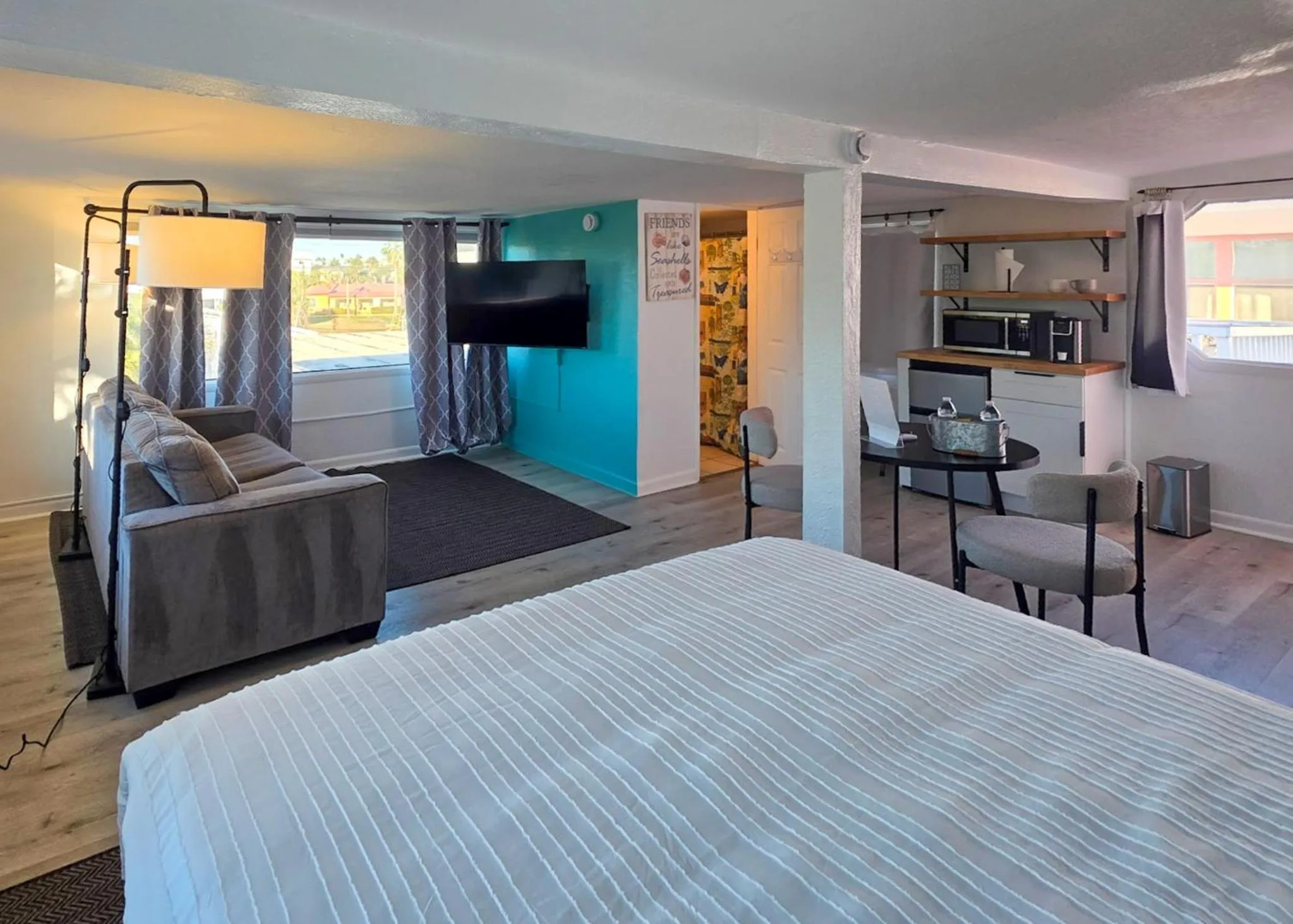 Bed in Oasis Palms Resort