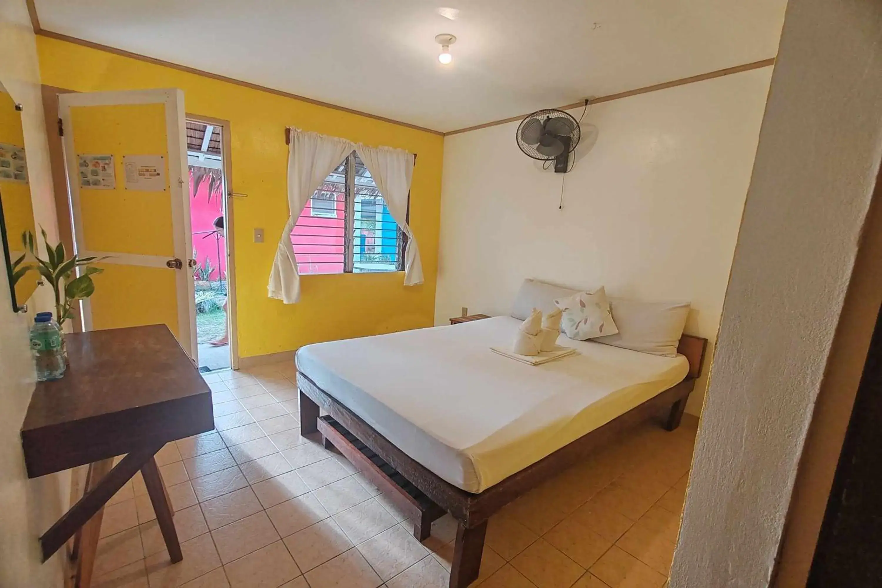 Bed in Summer Homes Beach Front Resort and Cottages Port Barton Bed in Summer Homes Beach Front Resort and Cottages Port Barton