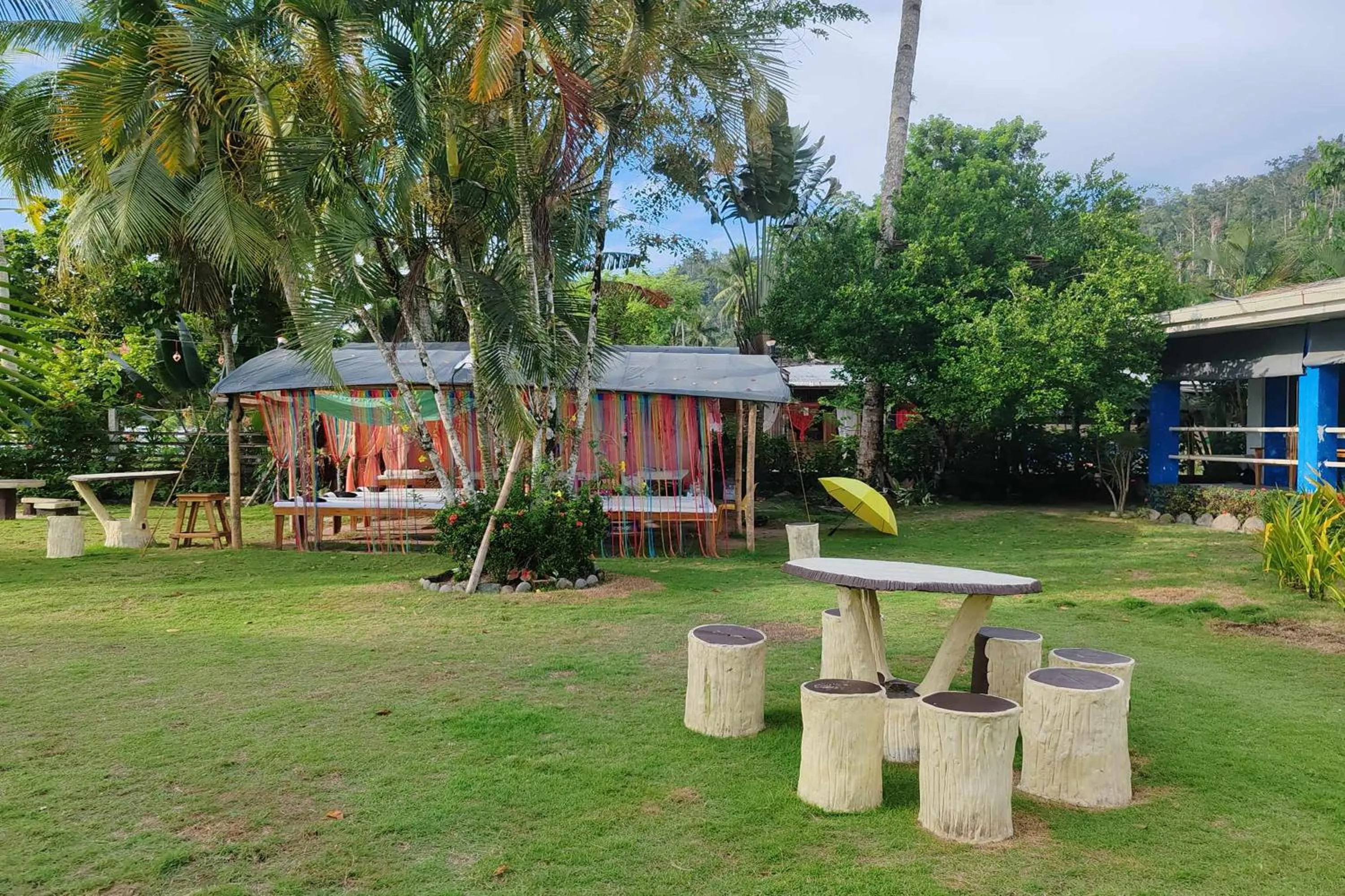 Day in Summer Homes Beach Front Resort and Cottages Port Barton