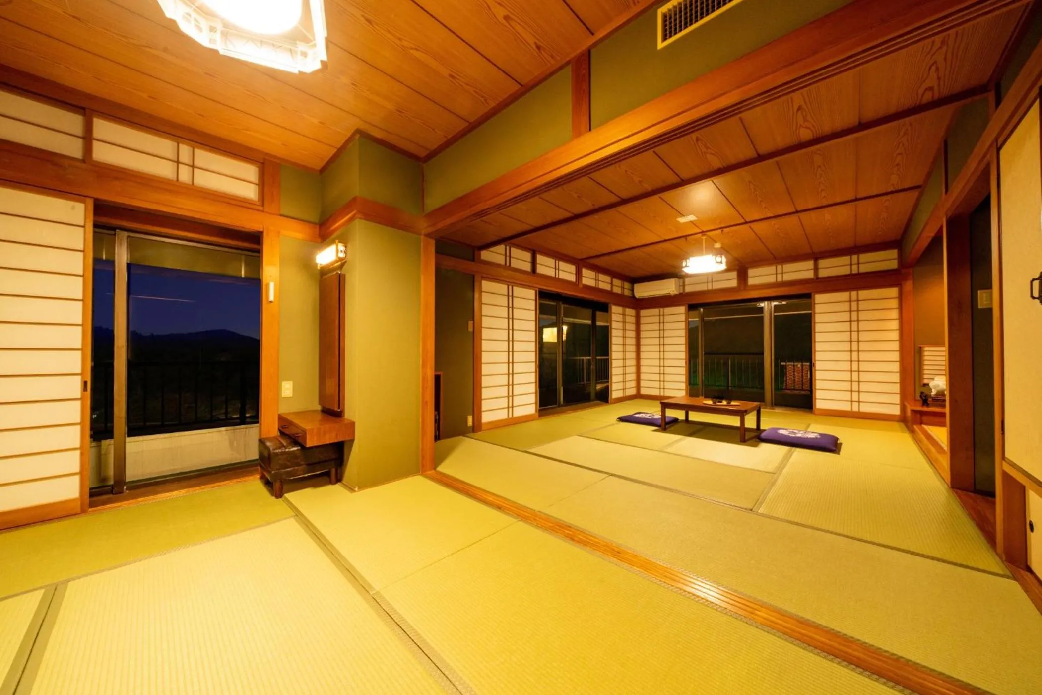 Photo of the whole room in Ooedo Onsen Monogatari Unzen Toyokan