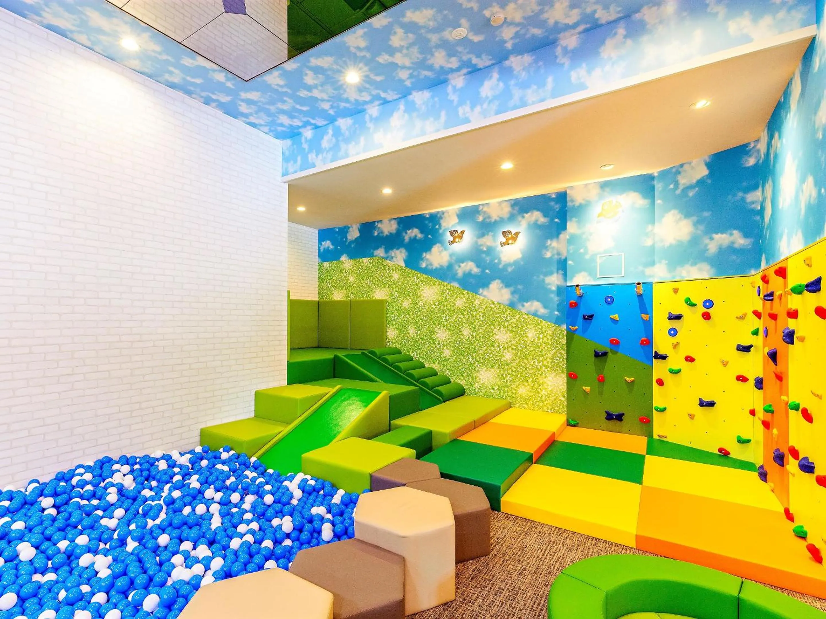 children in Ooedo Onsen Monogatari Unzen Toyokan