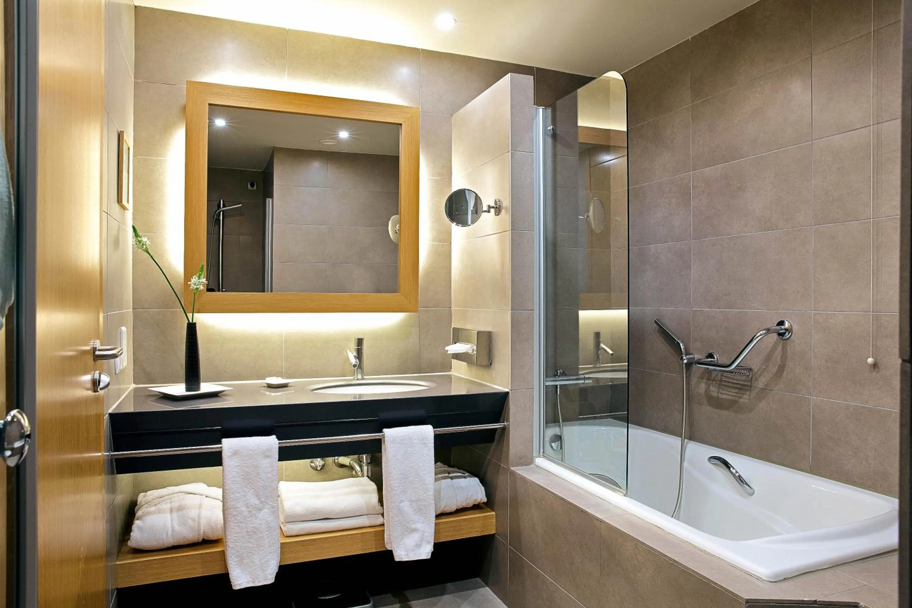 Zeus Thessaloniki Lazart