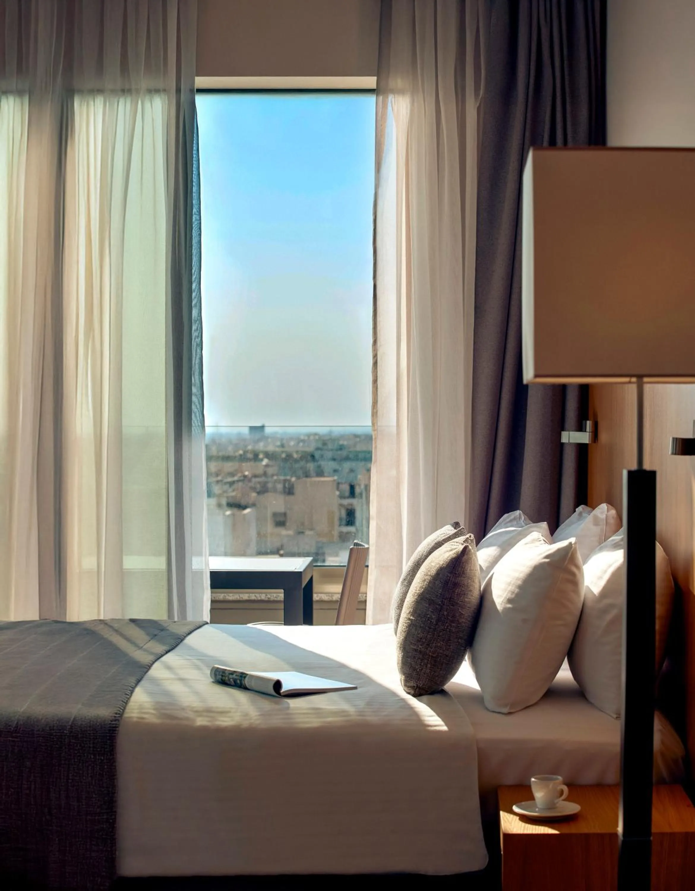 Bed in Zeus Thessaloniki Lazart