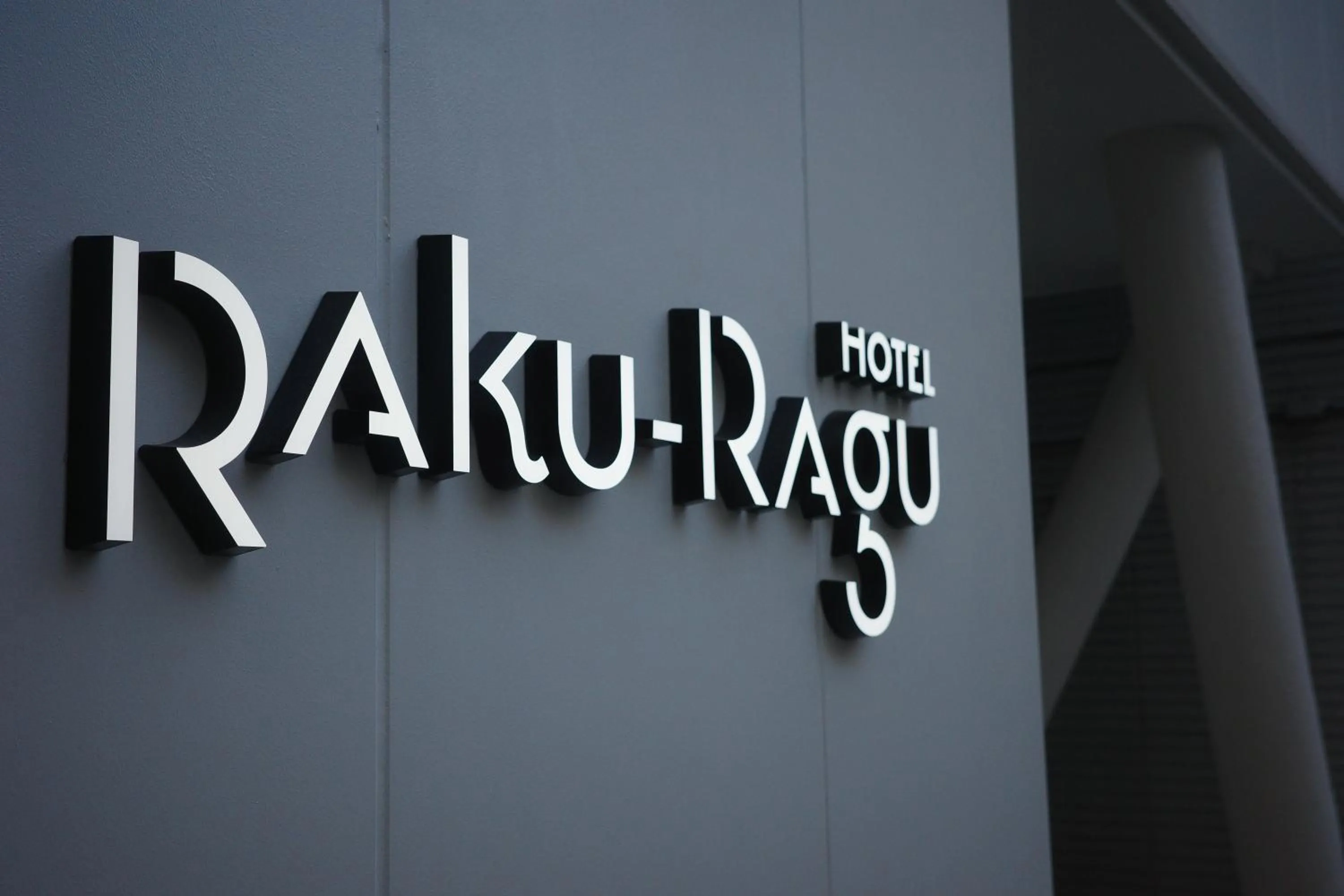 Hotel Rakuragu