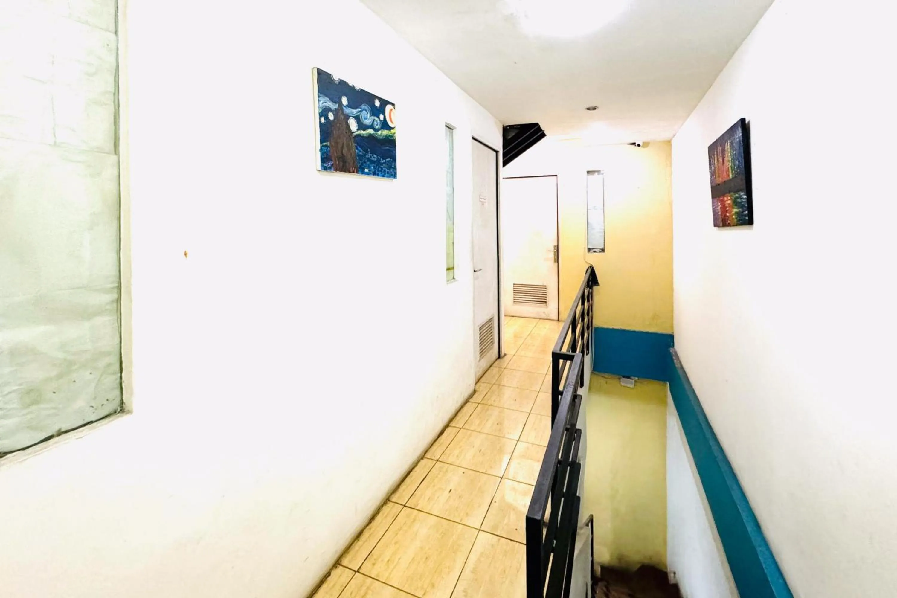 Property building in Backpacker Homestay Jatisampurna Redpartner