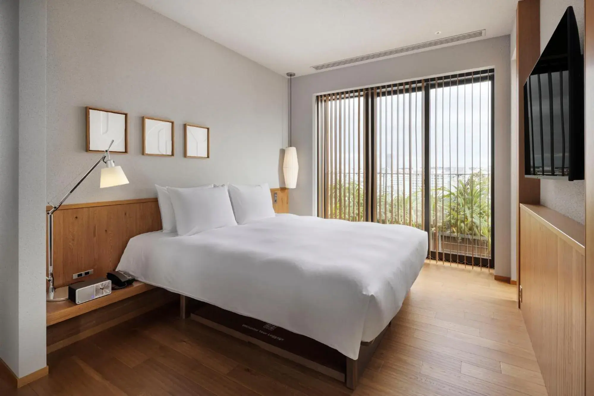 Bed in Southwest Grand Hotel Bed in Southwest Grand Hotel