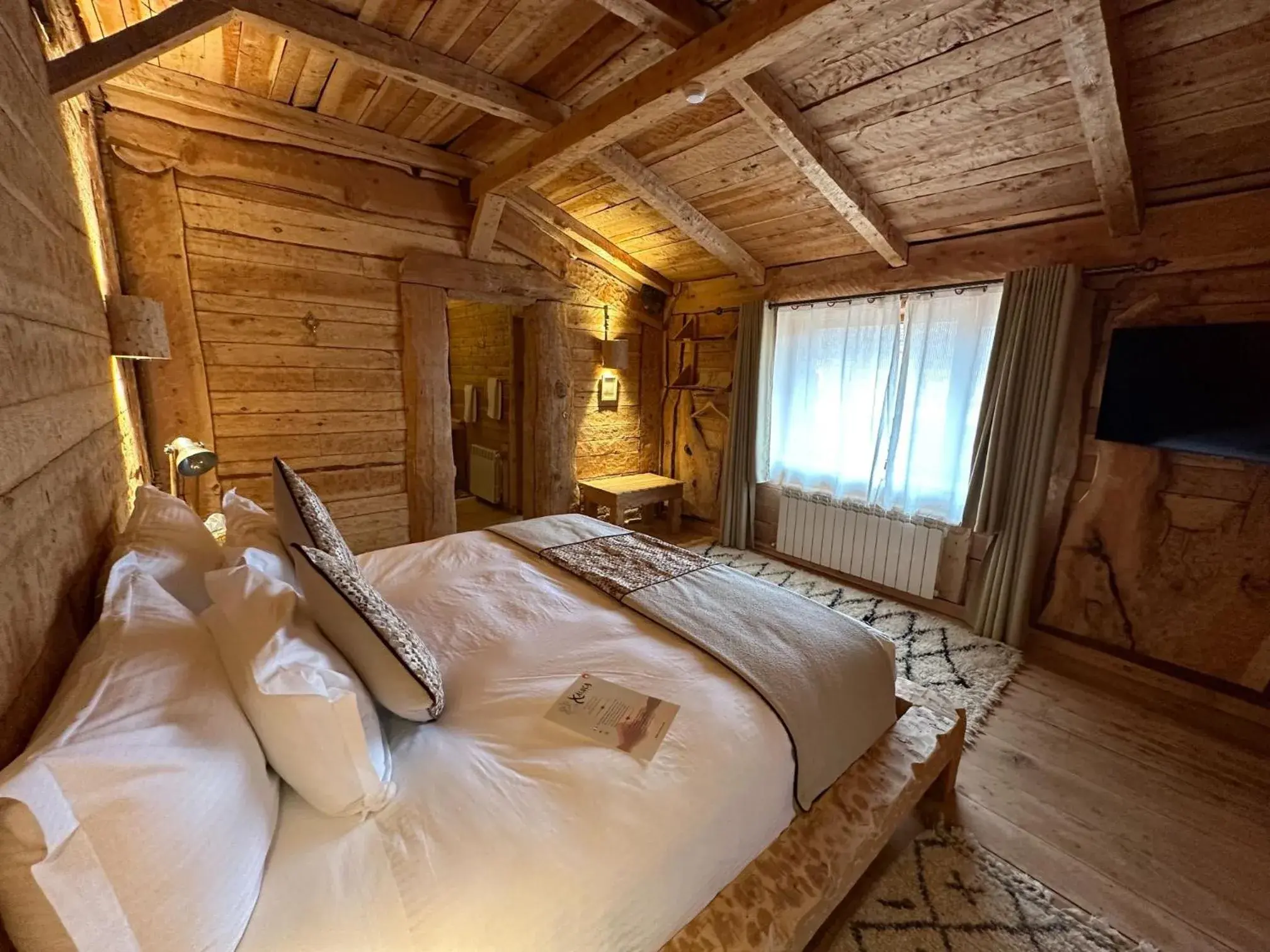 Suite with Lake View in Hotel Xaluca Spa Aguelmame Sidi Ali Suite with Lake View in Hotel Xaluca Spa Aguelmame Sidi Ali