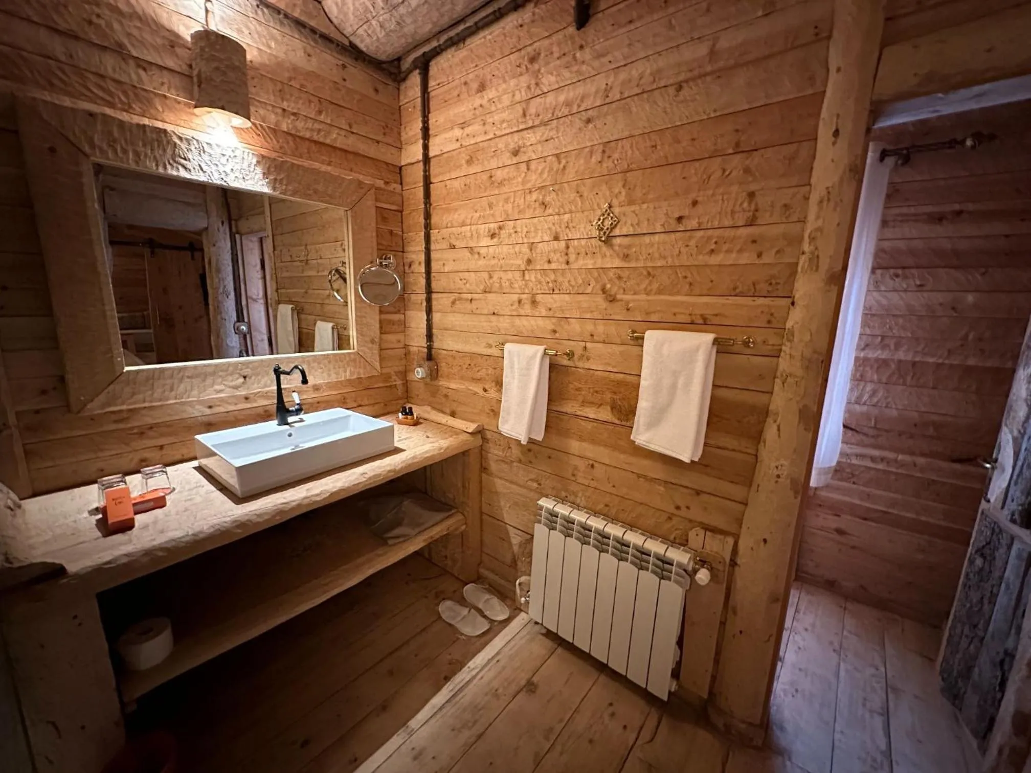 Bathroom in Hotel Xaluca Spa Aguelmame Sidi Ali