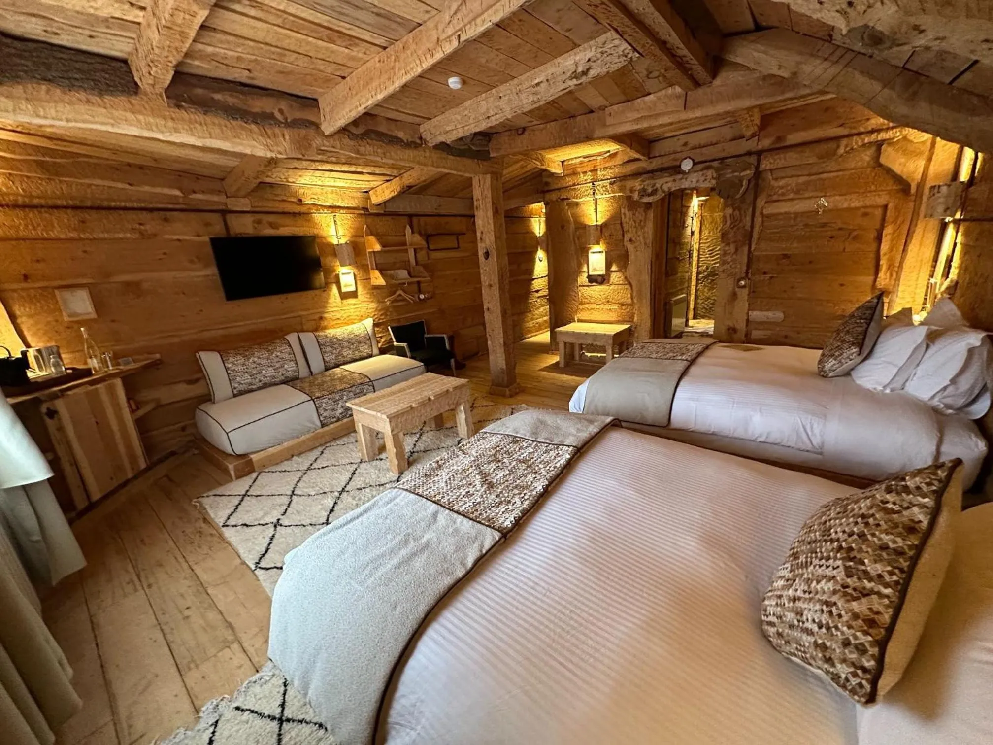 Bed in Hotel Xaluca Spa Aguelmame Sidi Ali