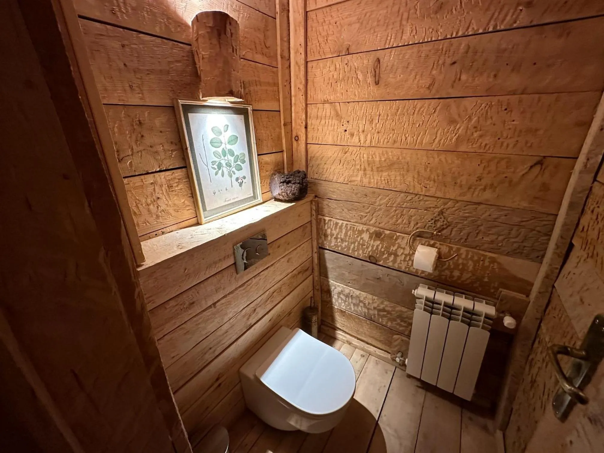 Toilet in Hotel Xaluca Spa Aguelmame Sidi Ali