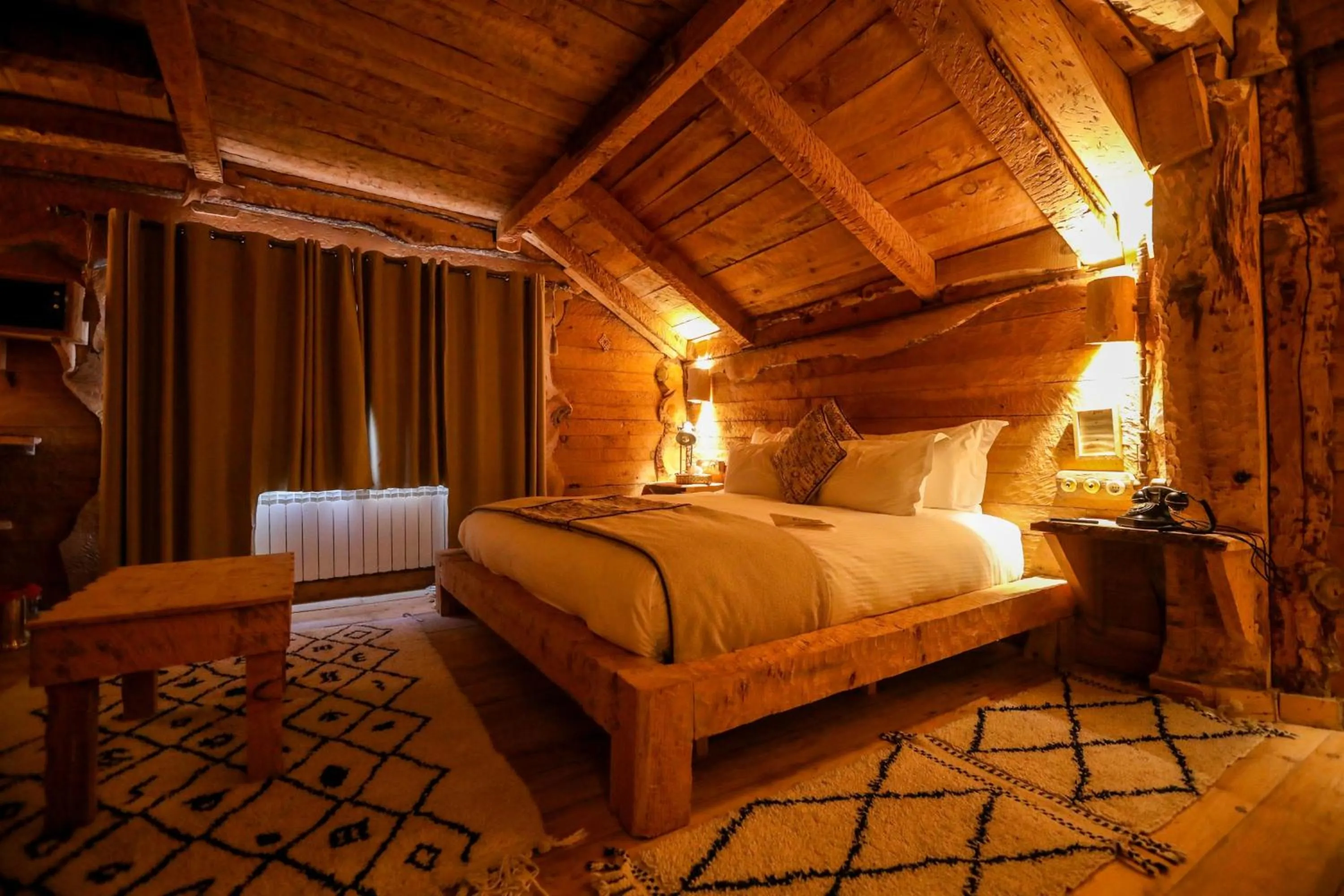 Bed in Hotel Xaluca Spa Aguelmame Sidi Ali