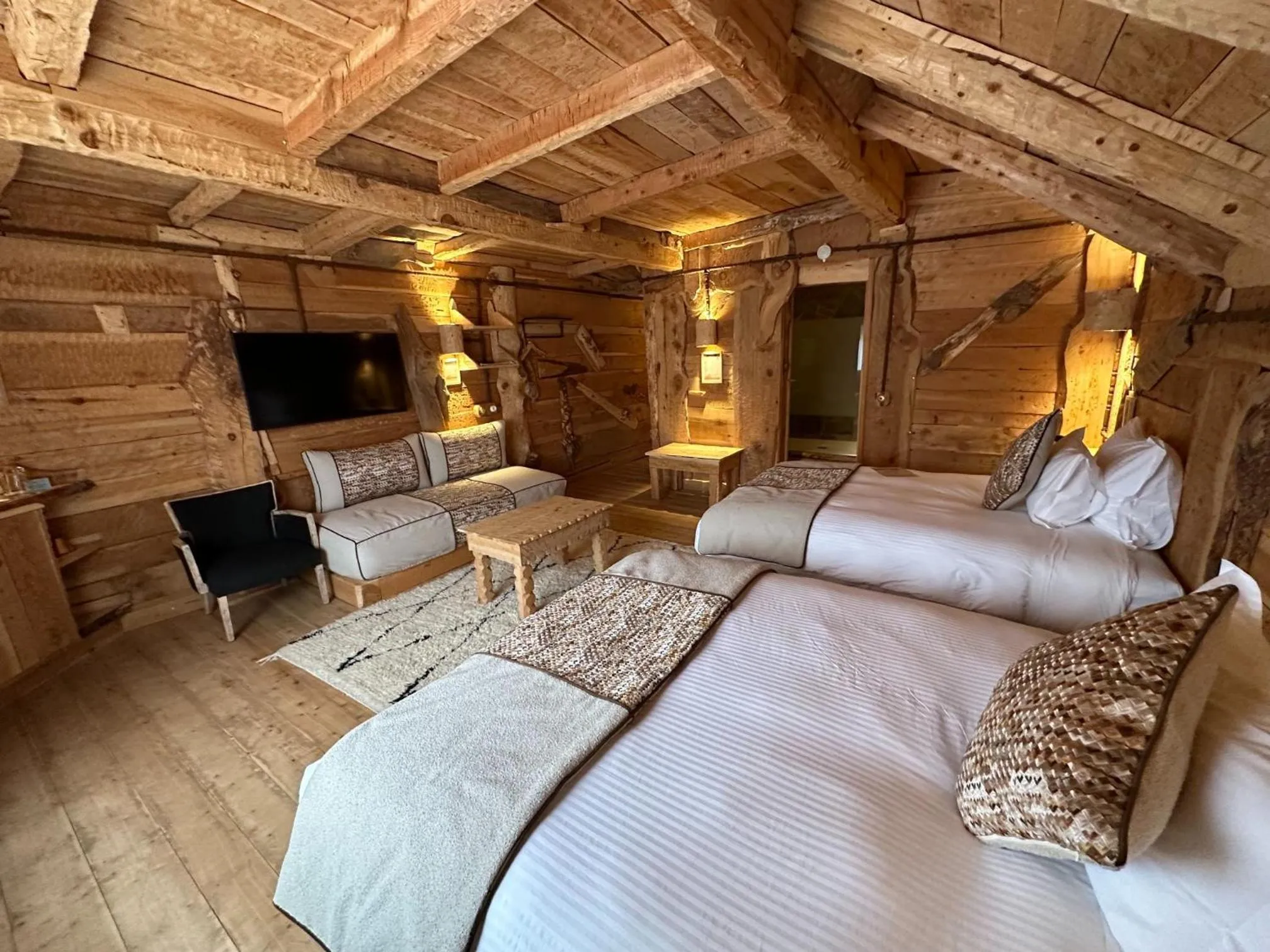 Bed in Hotel Xaluca Spa Aguelmame Sidi Ali