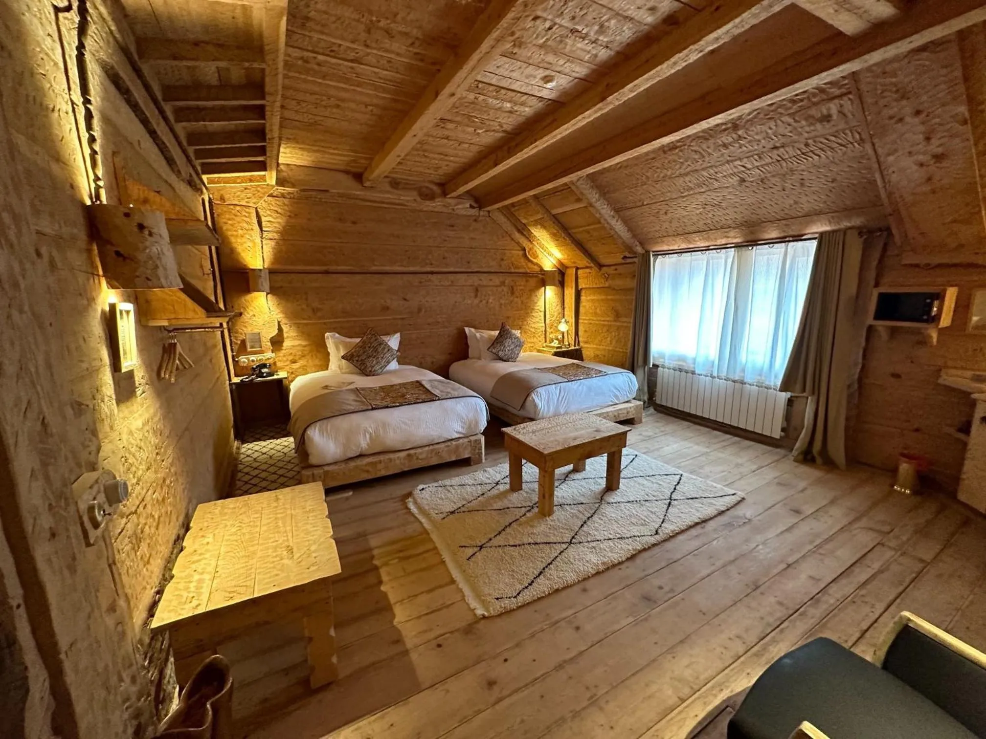 Photo of the whole room, Bed in Hotel Xaluca Spa Aguelmame Sidi Ali