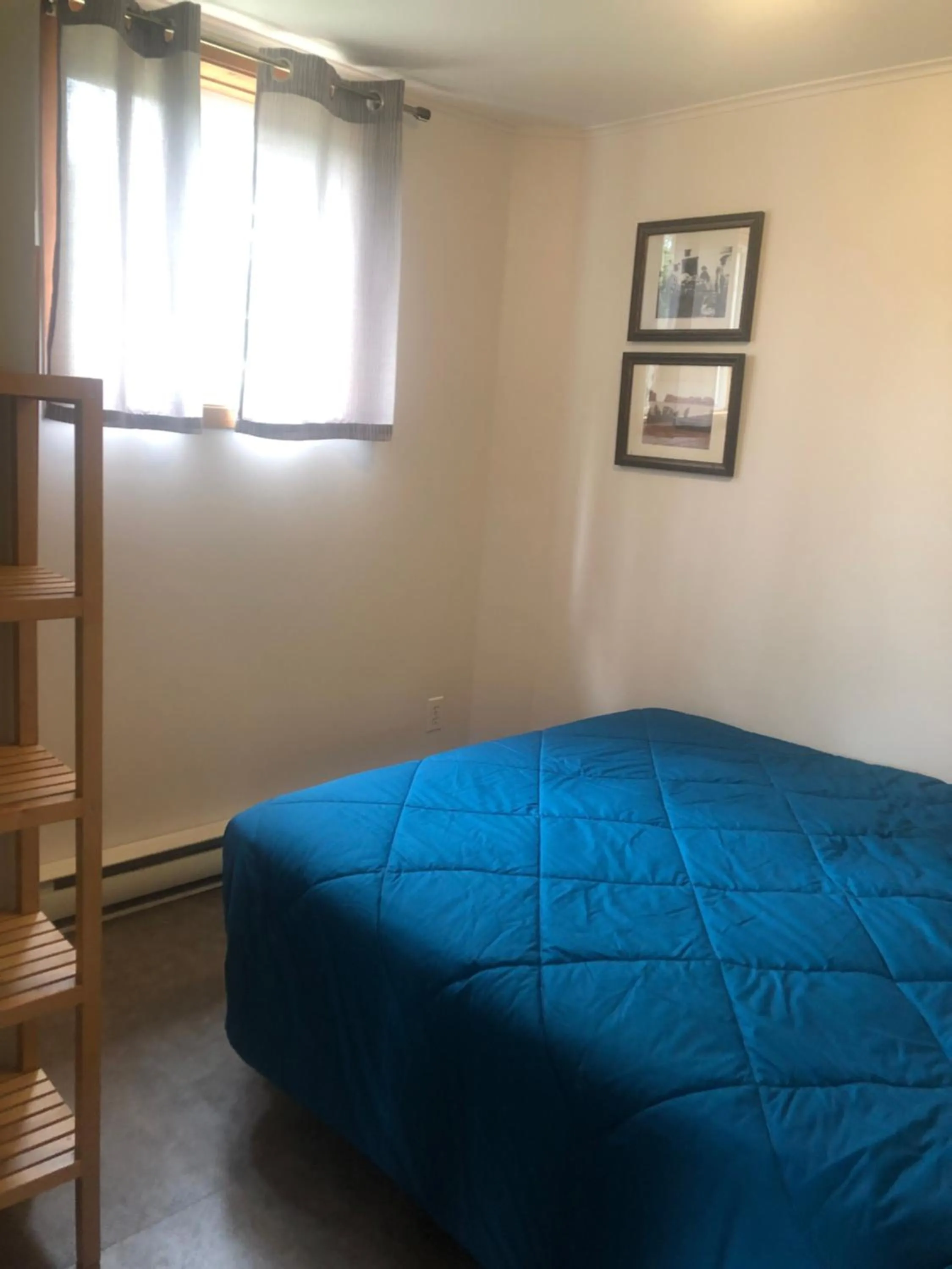 Bedroom, Bed in Chalets les chanterelles de Forillon