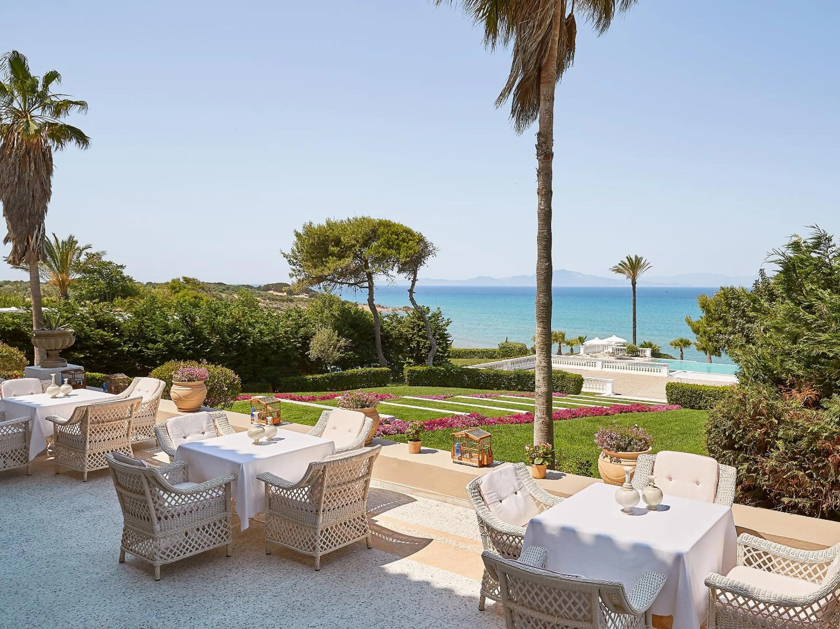 Restaurant/places to eat in Mandola Rosa at Riviera Olympia, A Grecotel Resort to Live