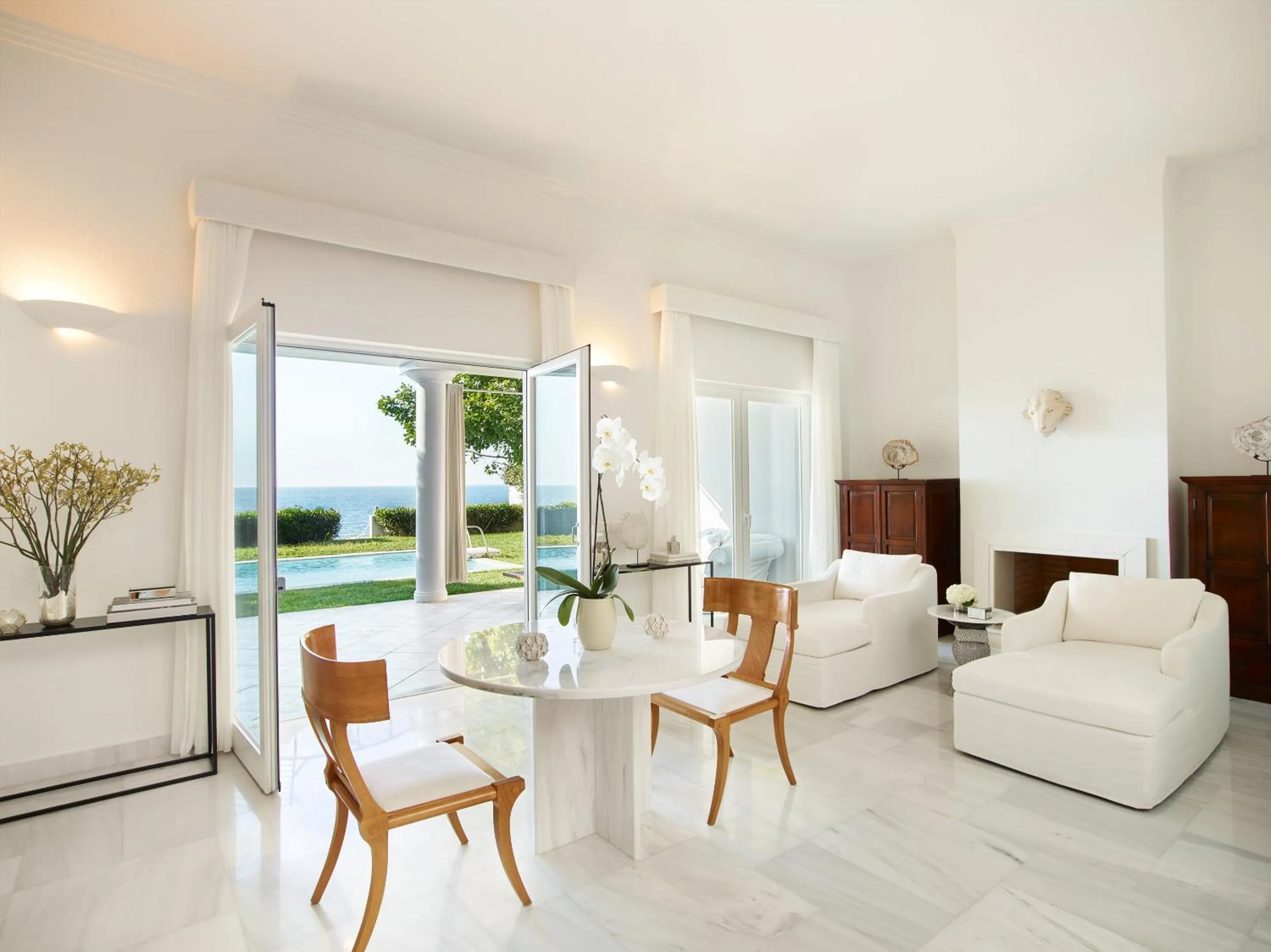 Living room in Mandola Rosa at Riviera Olympia, A Grecotel Resort to Live