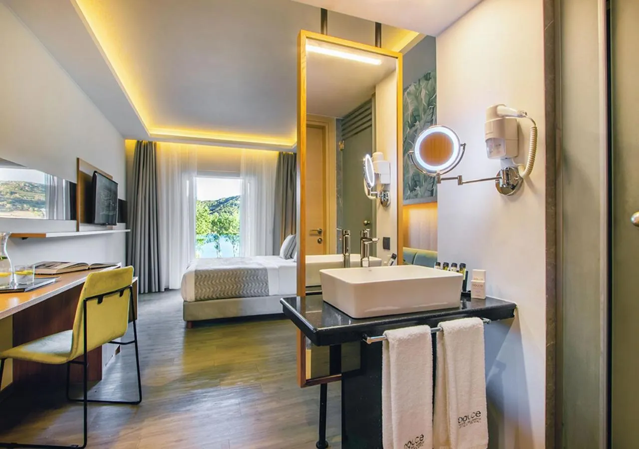 Bedroom, Bed in Zeus Dolce by Wyndham Athens