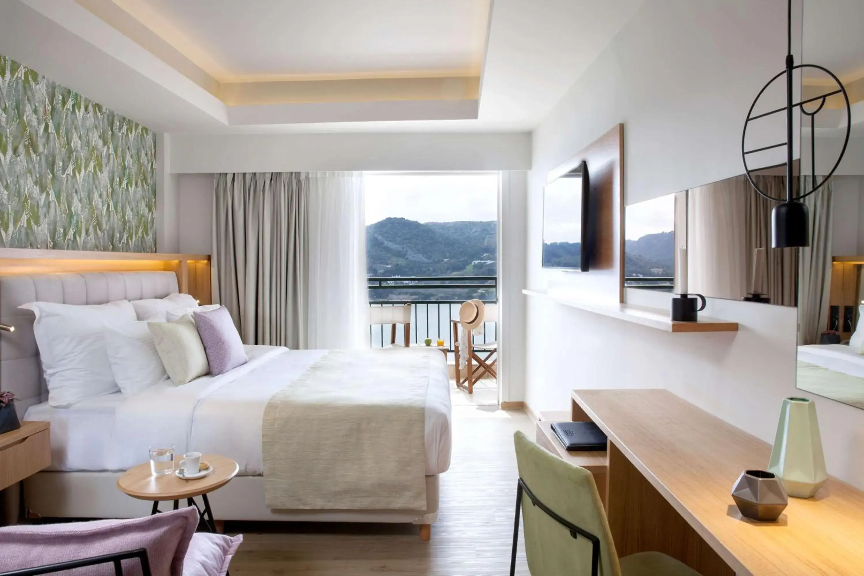 Bed in Zeus Dolce by Wyndham Athens Bed in Zeus Dolce by Wyndham Athens