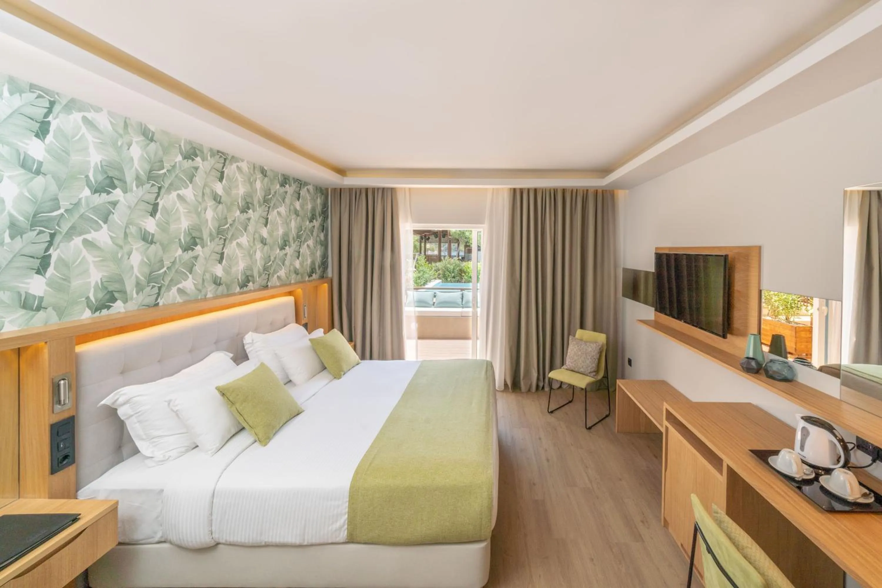 Bedroom, Bed in Zeus Dolce by Wyndham Athens