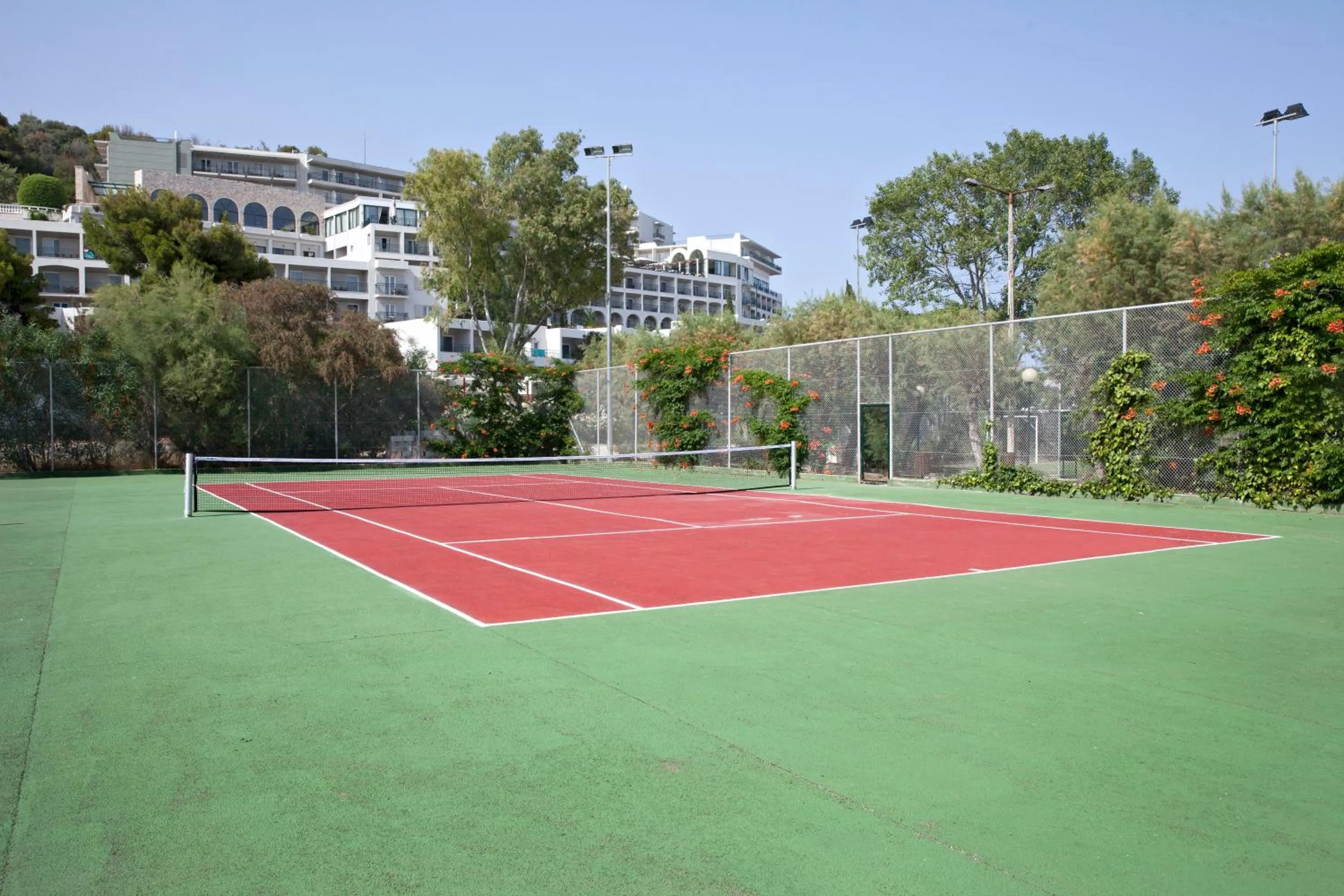 Tennis court in Zeus Dolce by Wyndham Athens